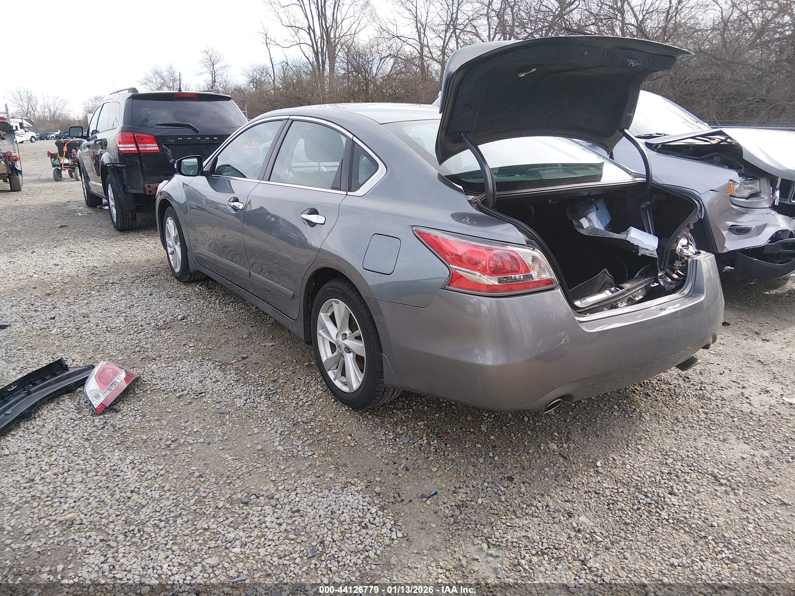 NISSAN ALTIMA image 3