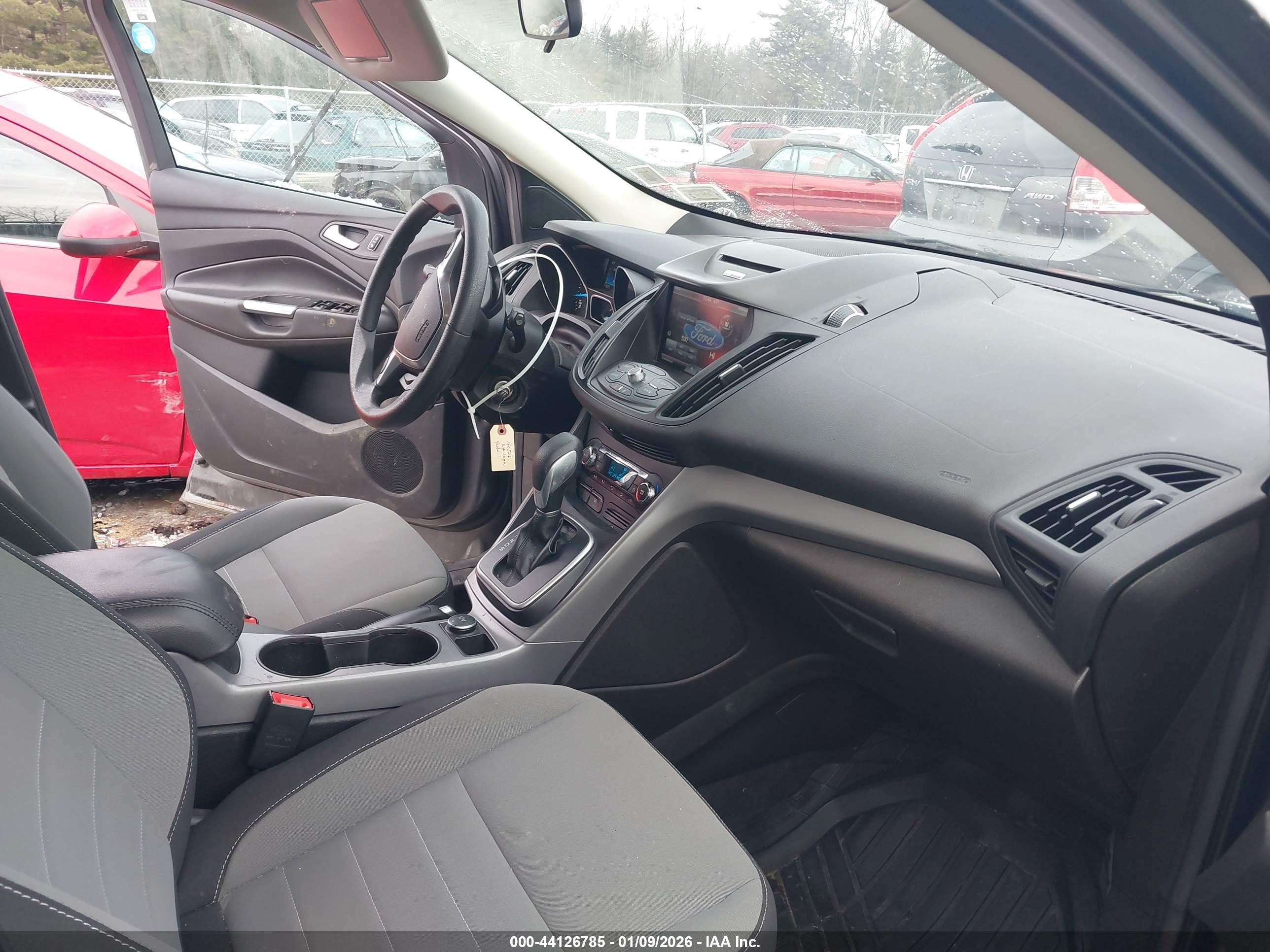 FORD ESCAPE image 5