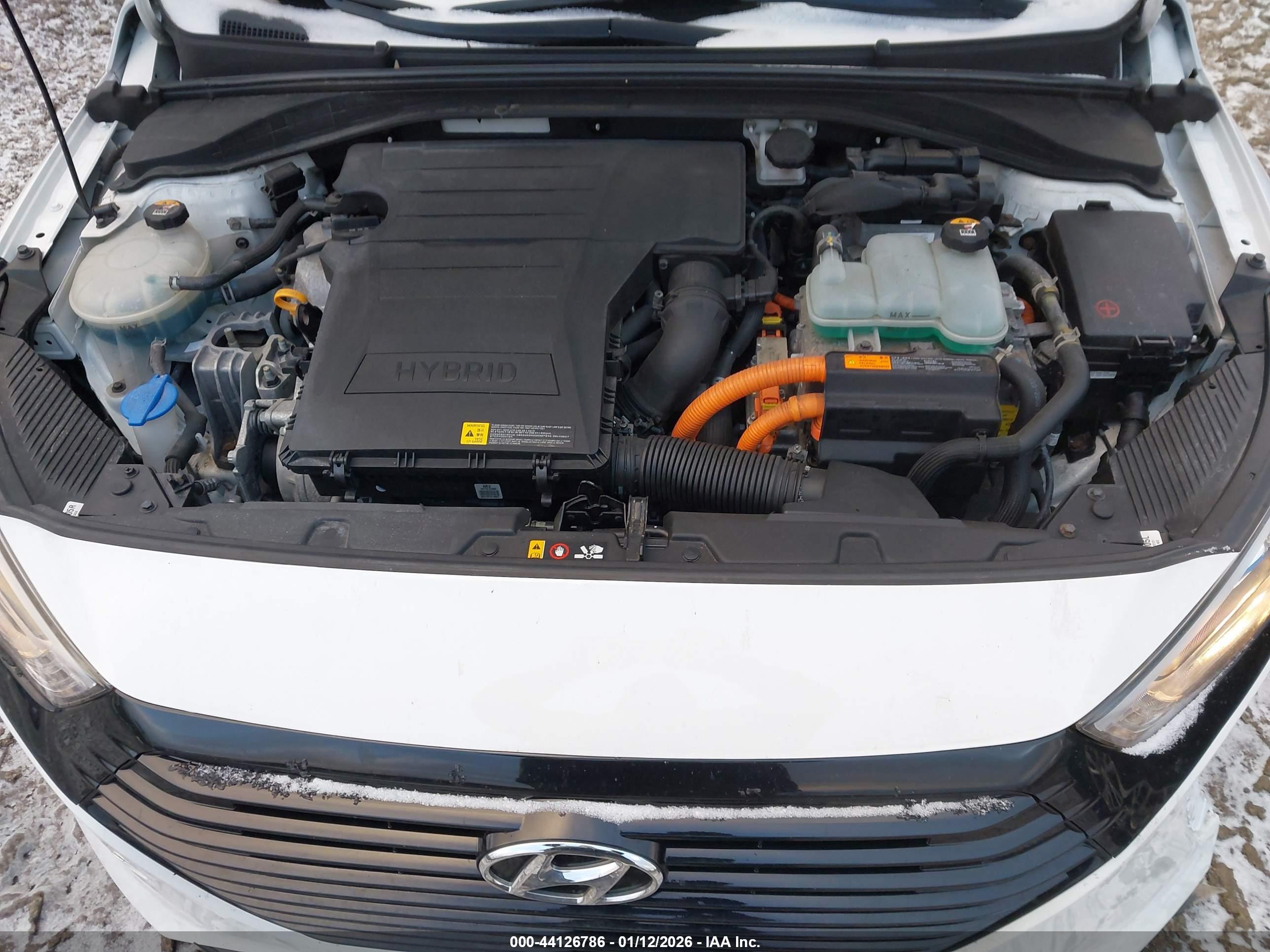 HYUNDAI IONIQ image 10