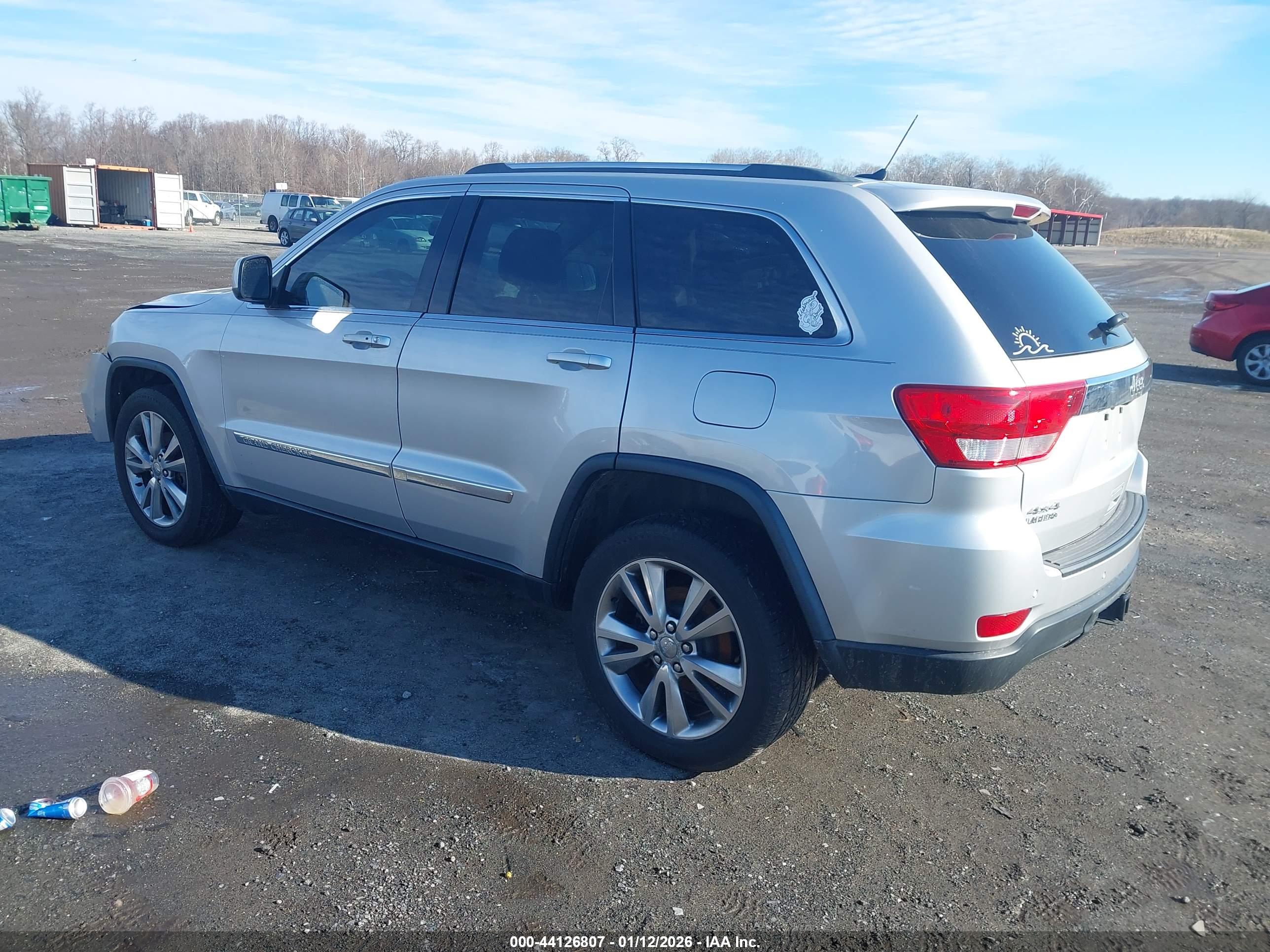 JEEP GRAND image 3