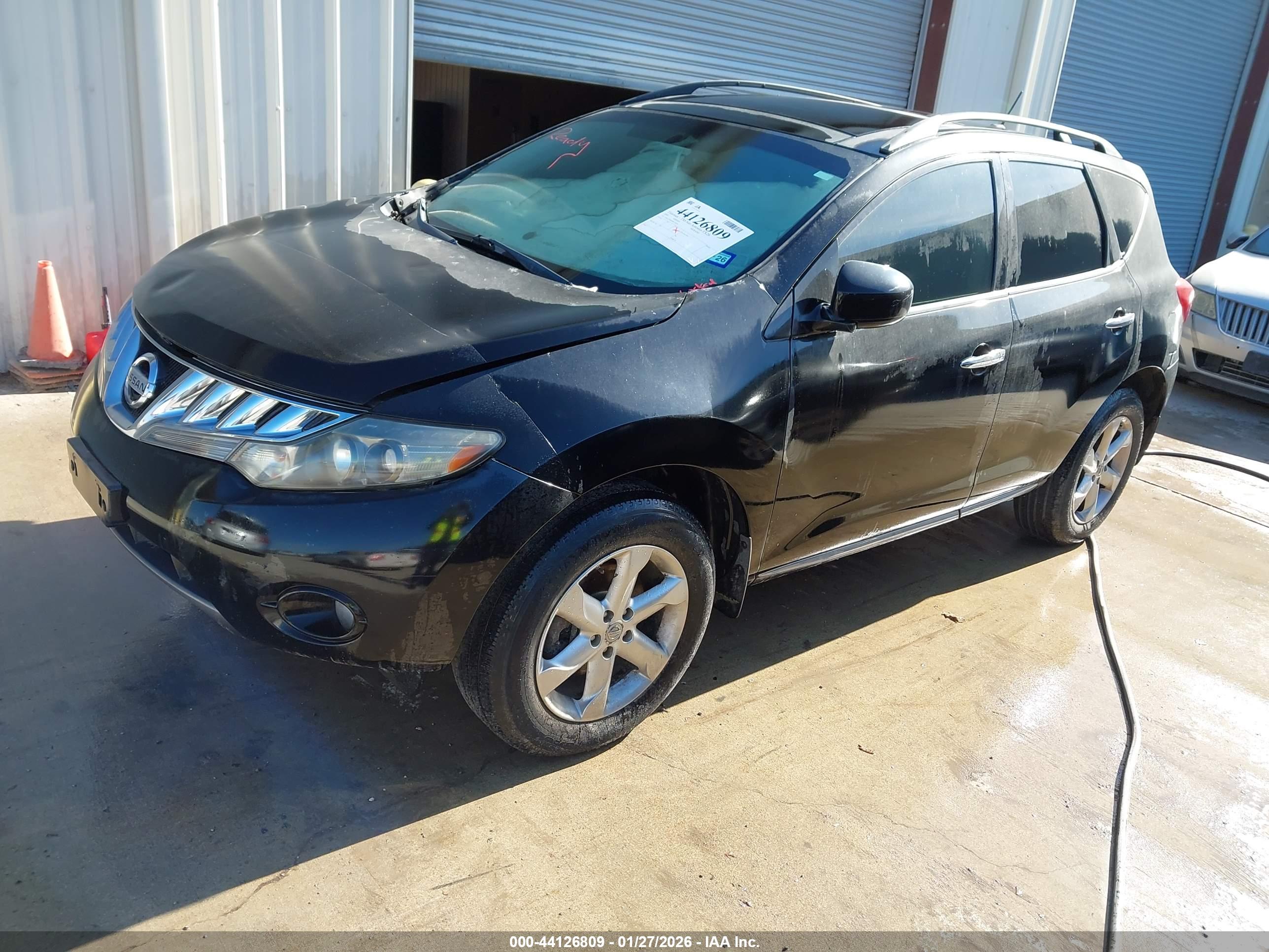 NISSAN MURANO image 2