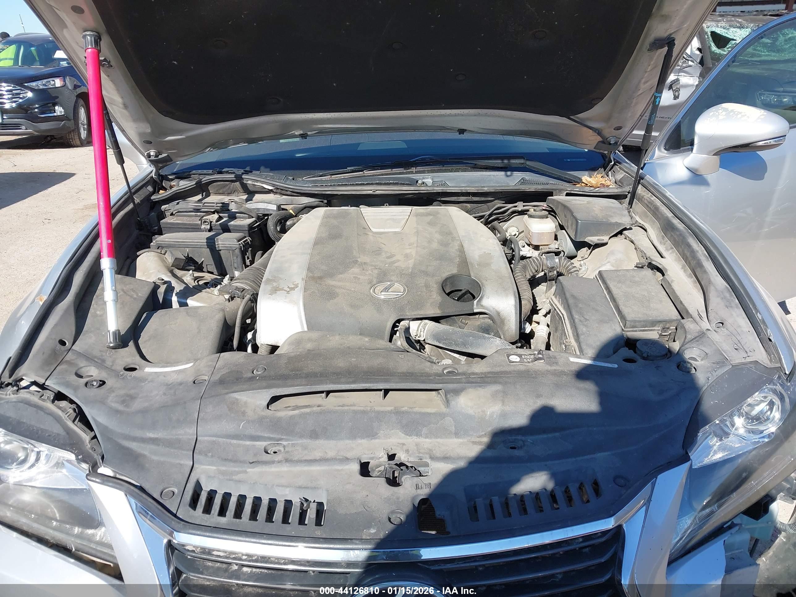 LEXUS GS image 10