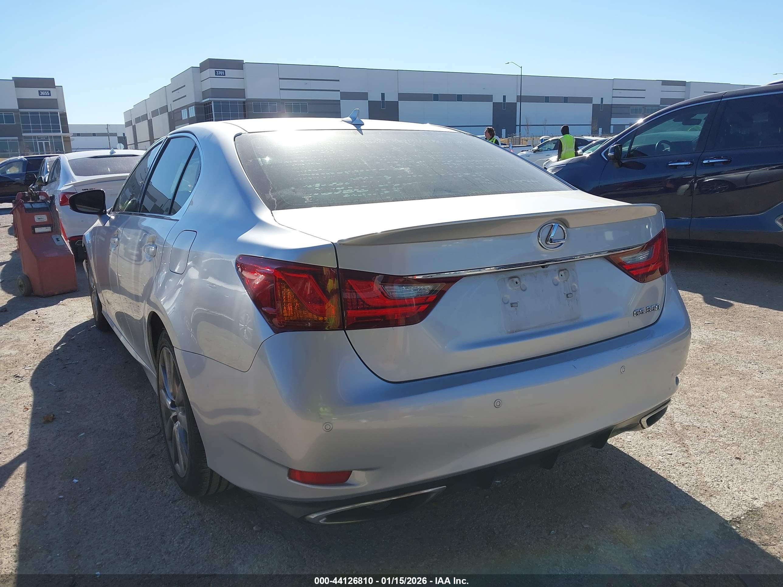 LEXUS GS image 3