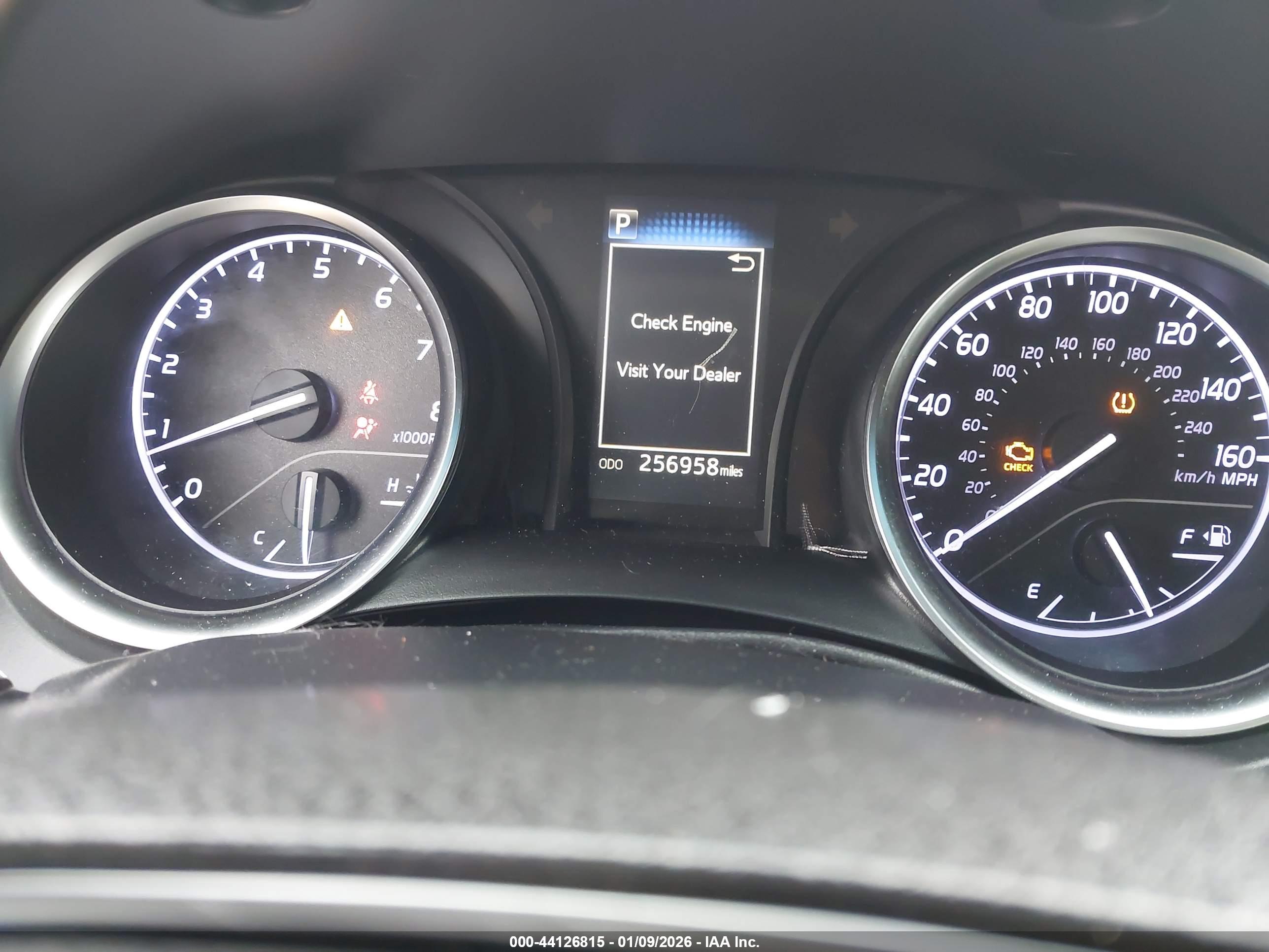 TOYOTA CAMRY image 7