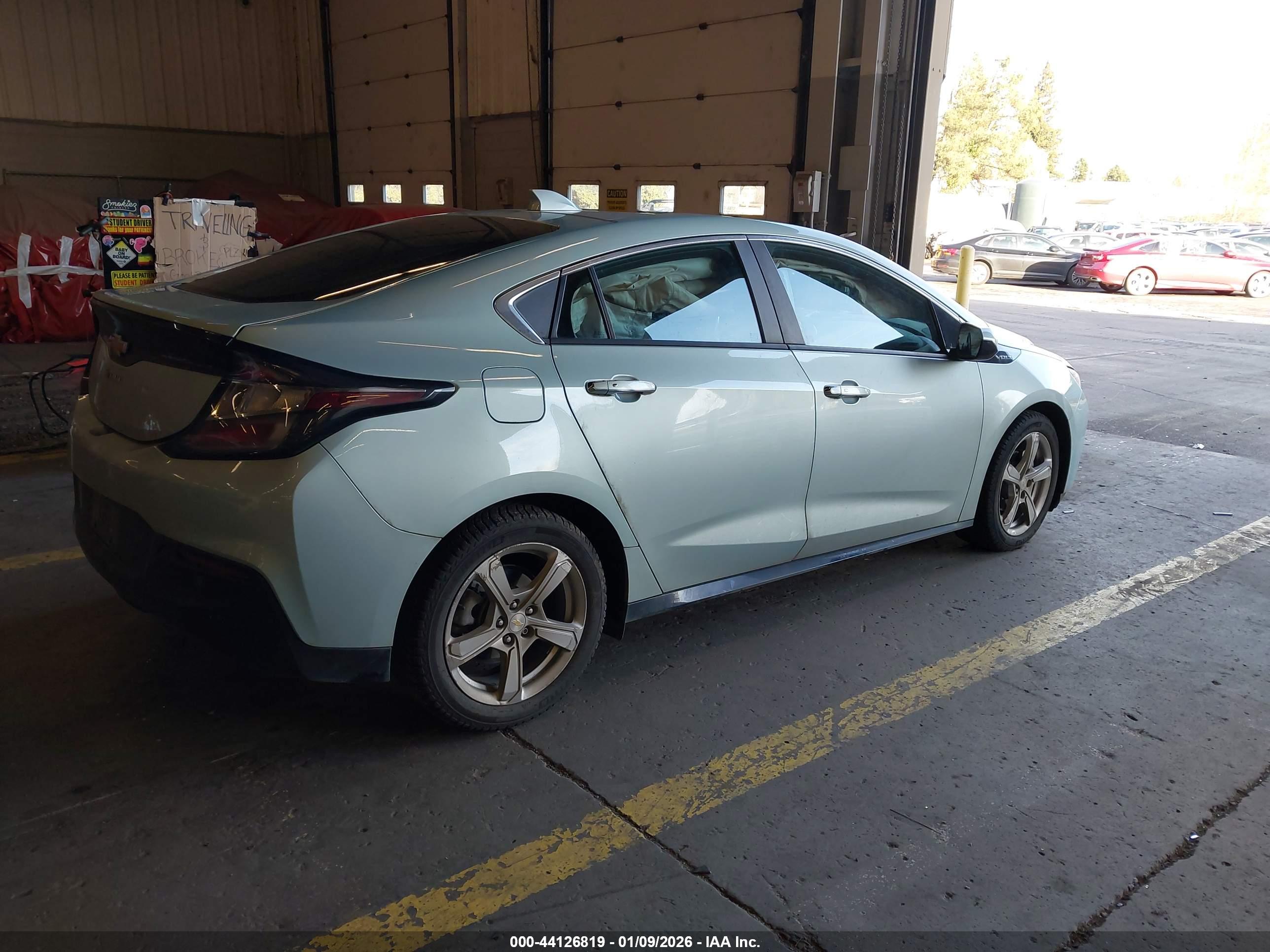 CHEVROLET VOLT image 4