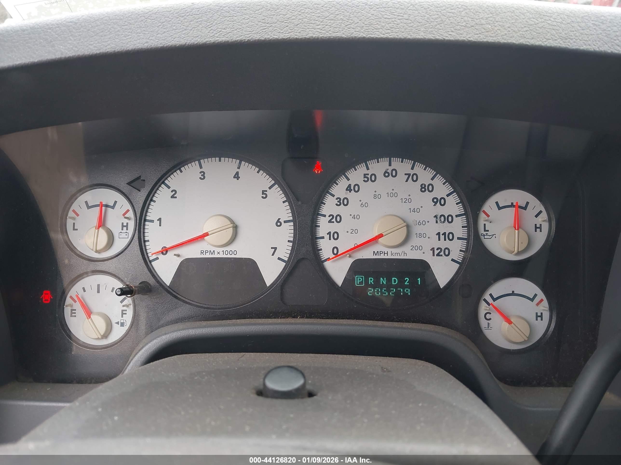 DODGE RAM image 7