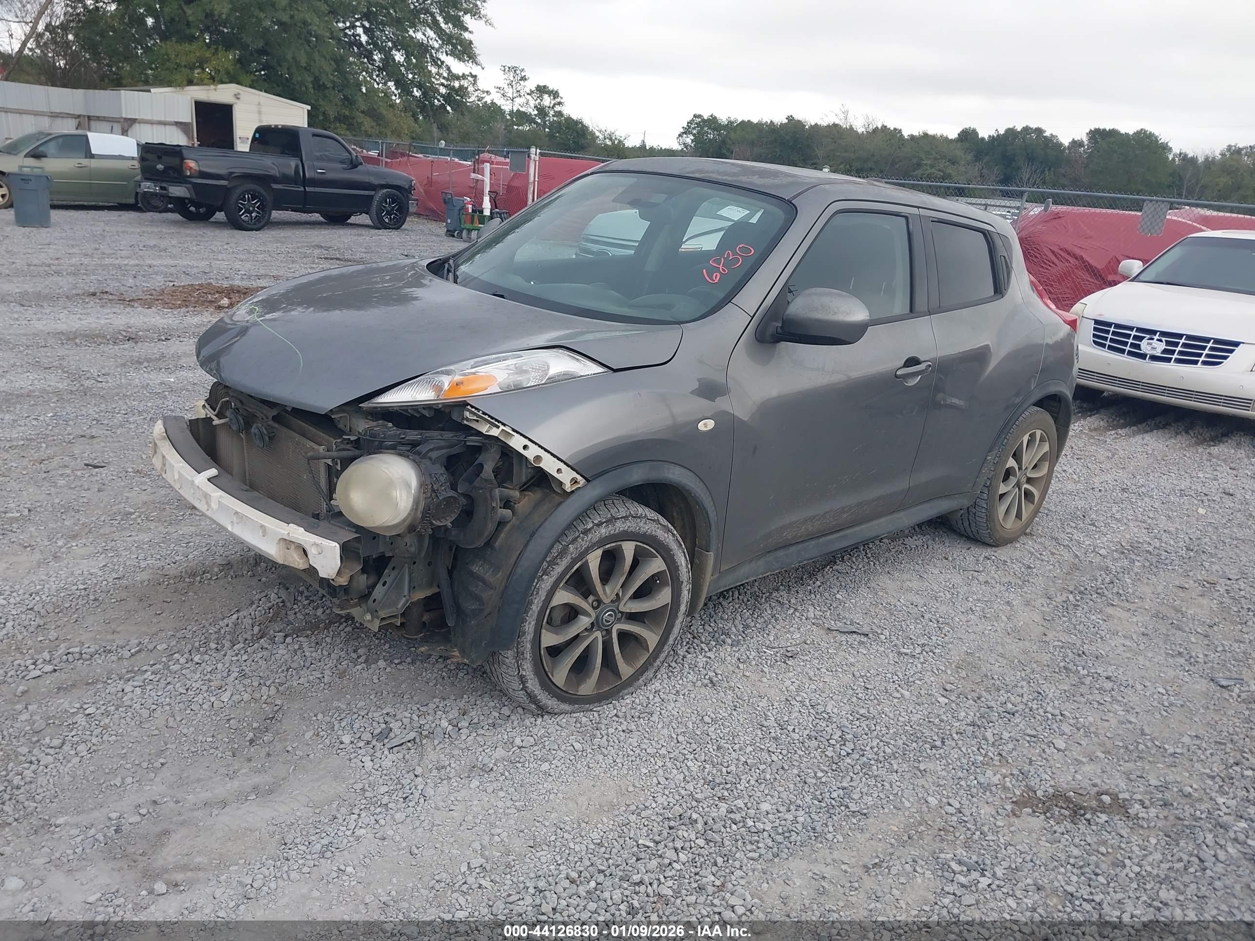 NISSAN JUKE image 2
