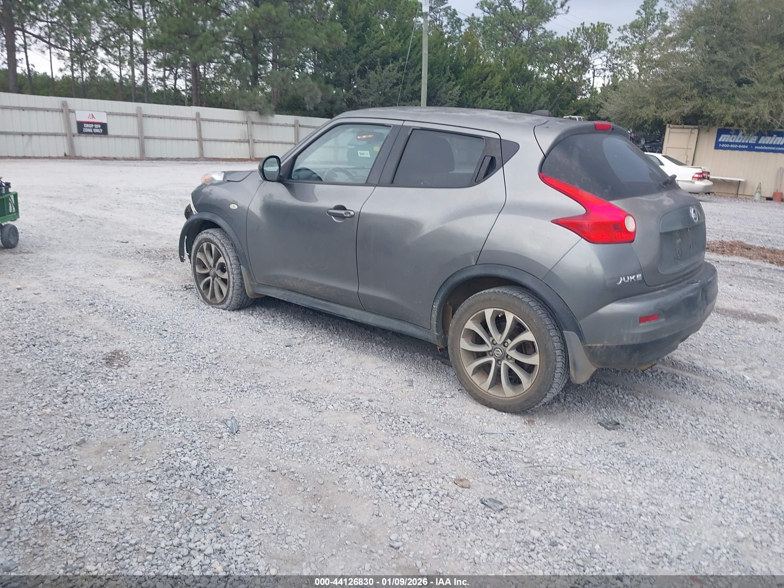 NISSAN JUKE image 3