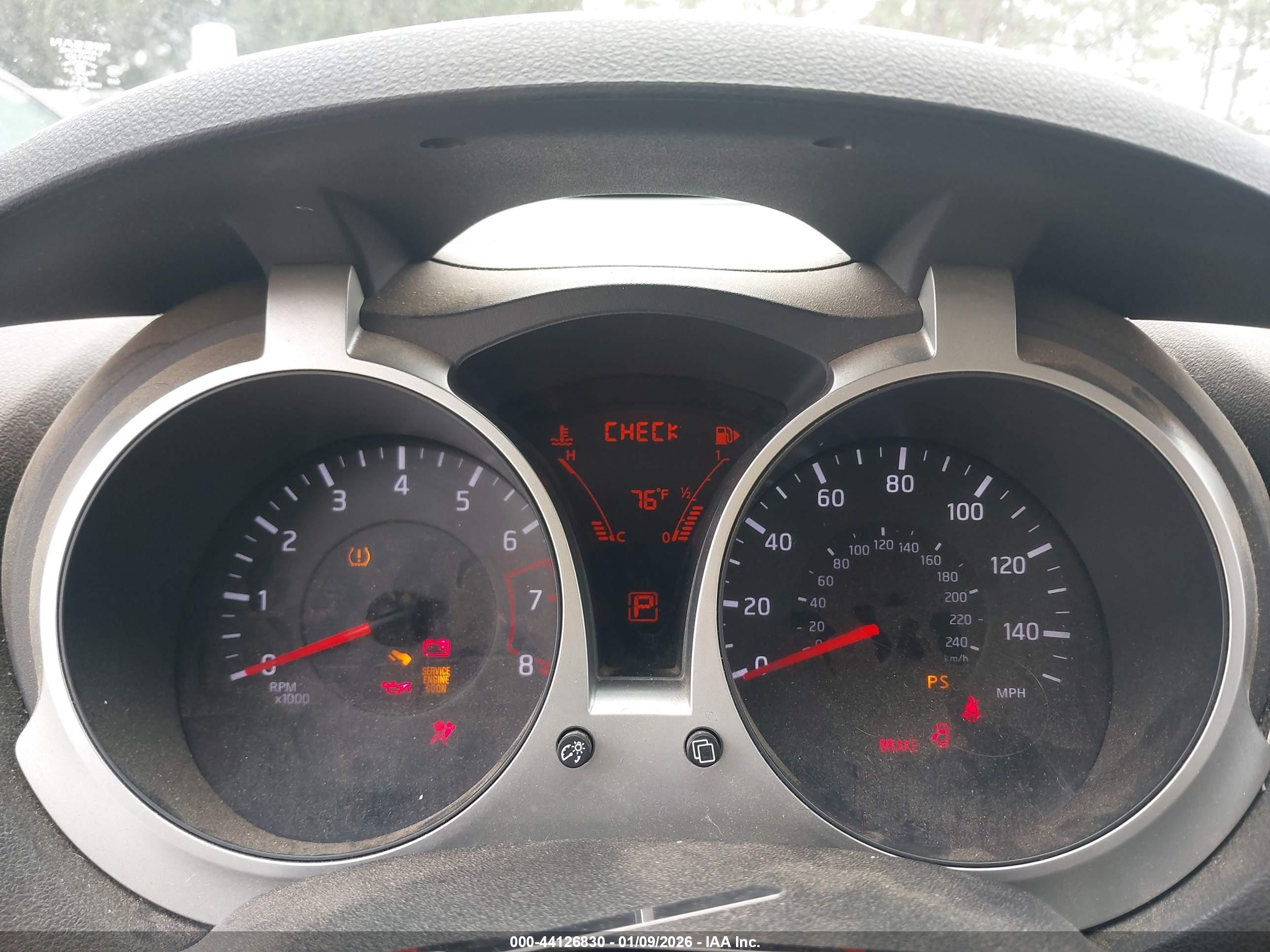 NISSAN JUKE image 7