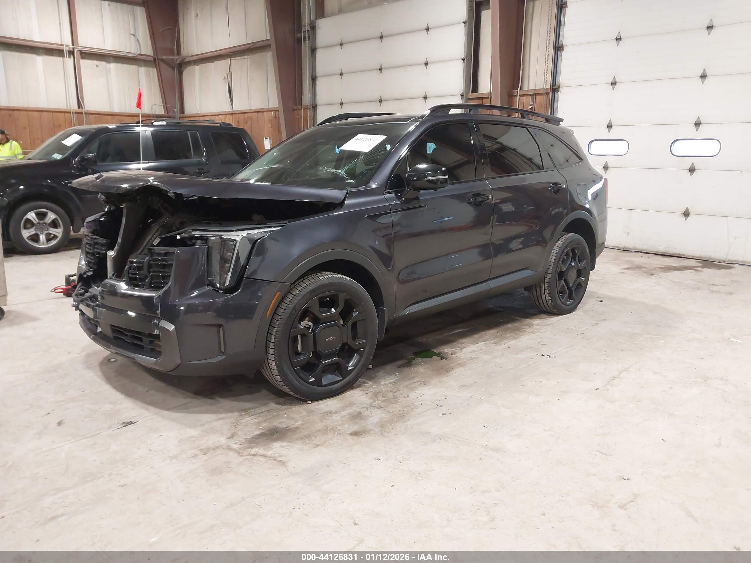 KIA SORENTO image 2