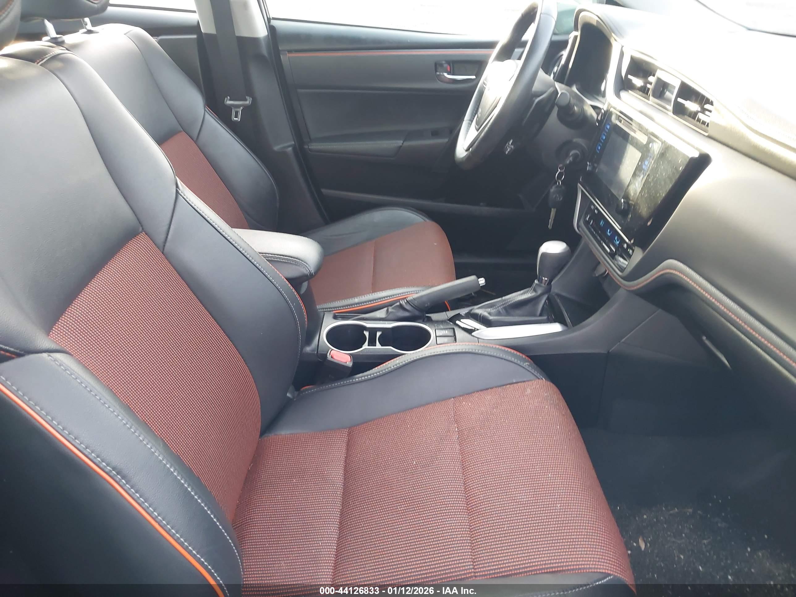 TOYOTA COROLLA image 5