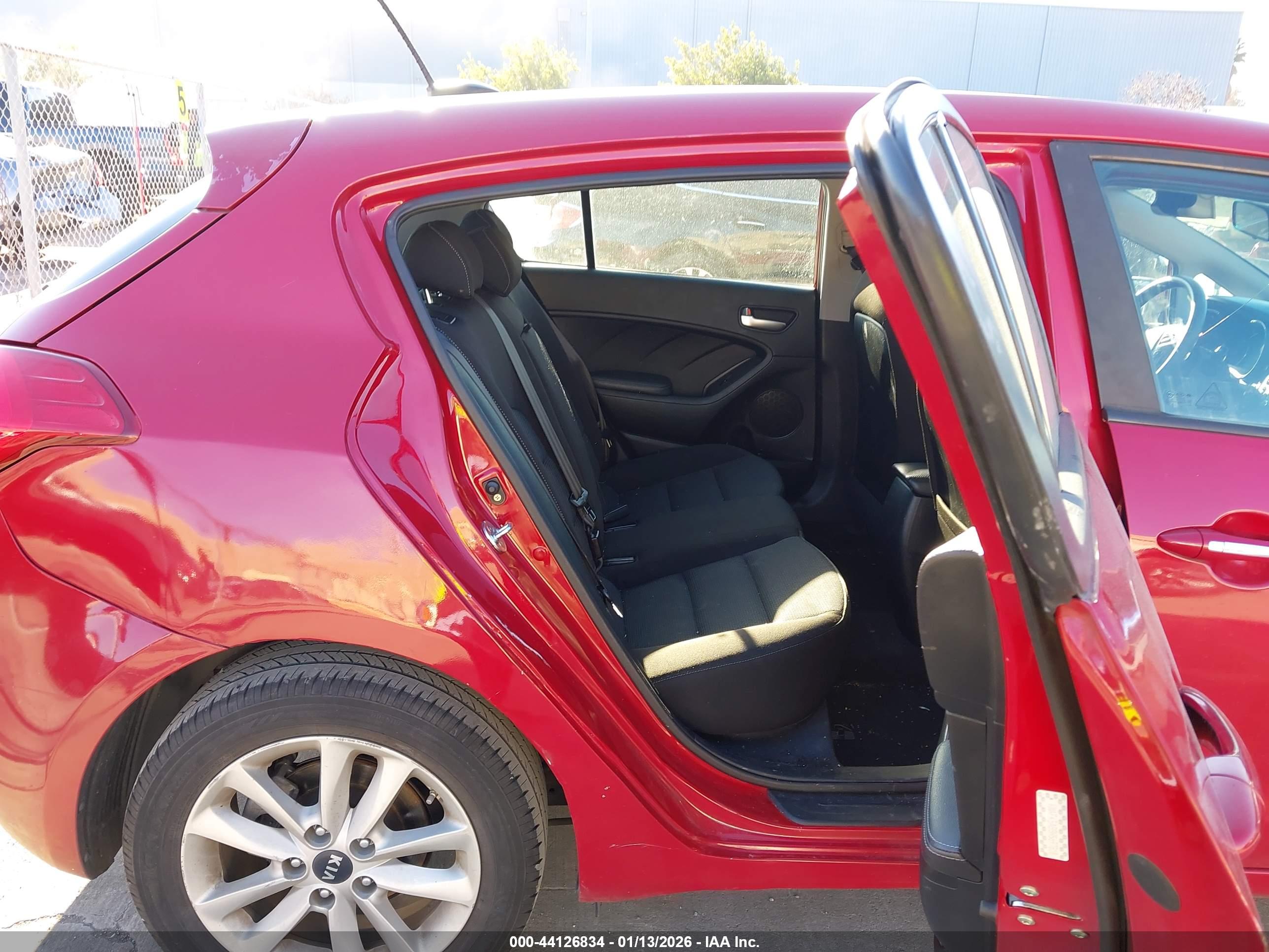 KIA FORTE image 8