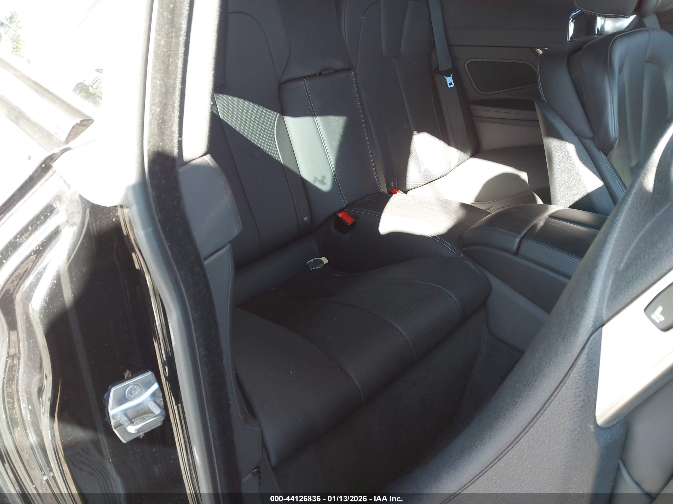 BMW M6 image 8