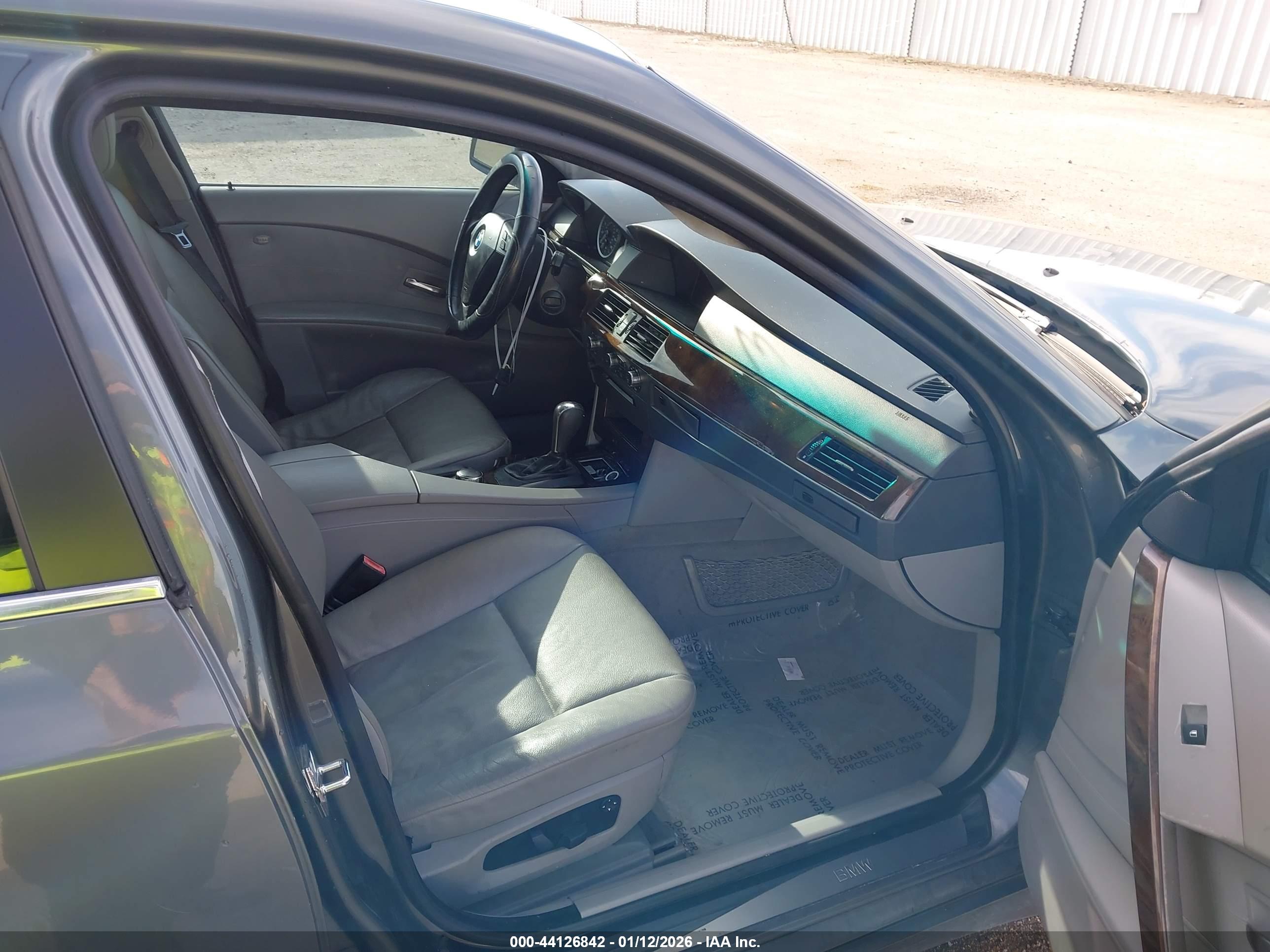 BMW 530I image 5