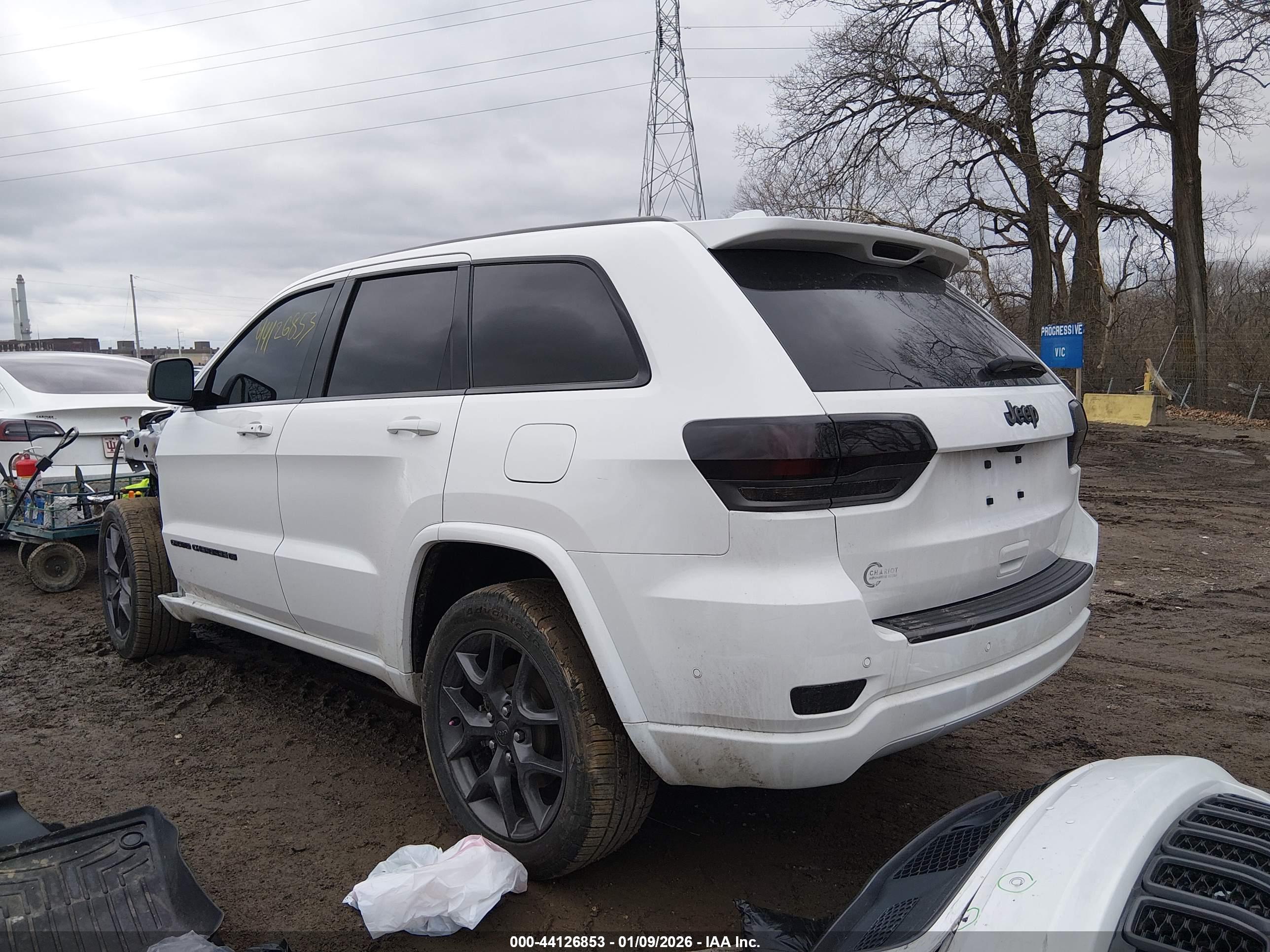 JEEP GRAND image 3