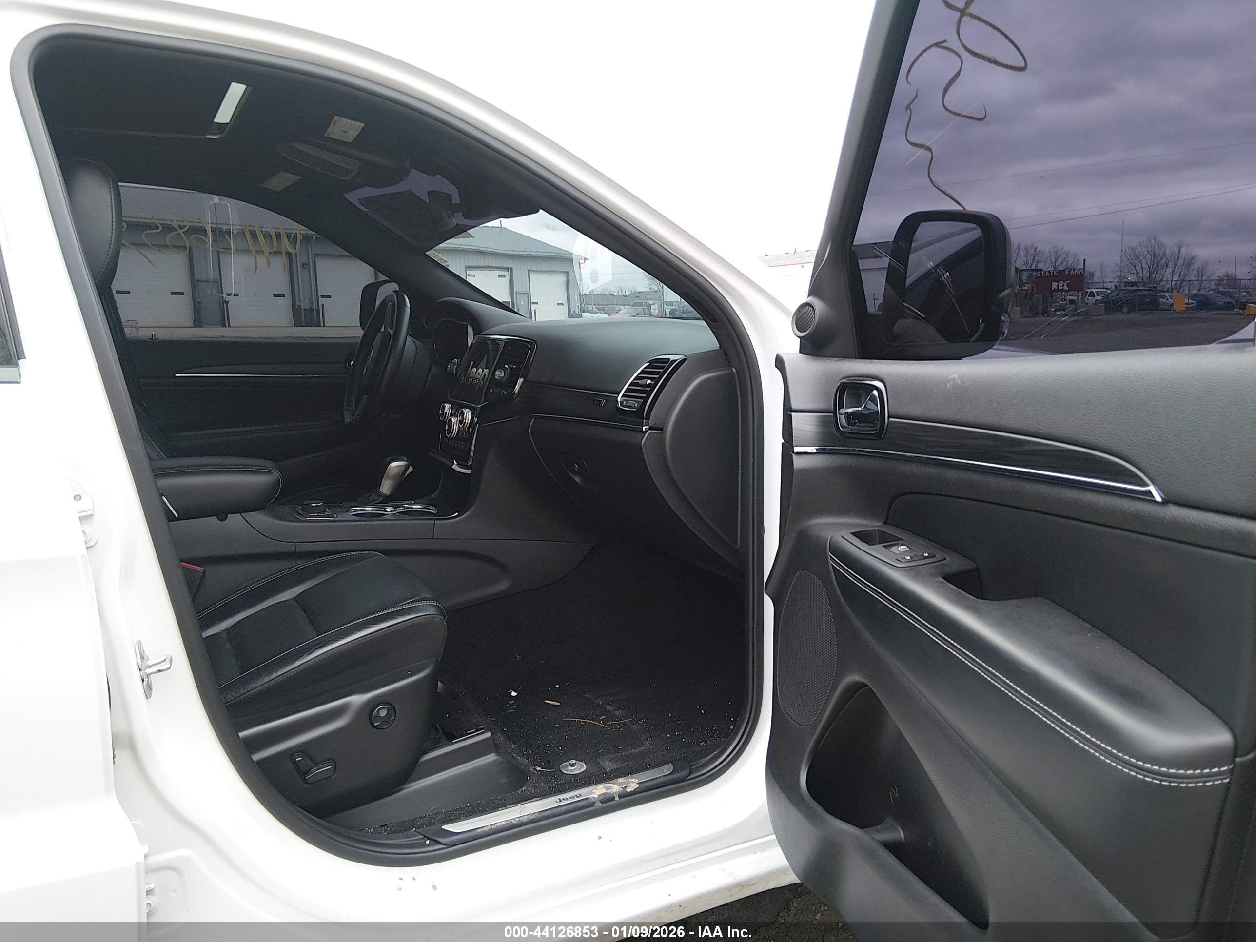 JEEP GRAND image 5