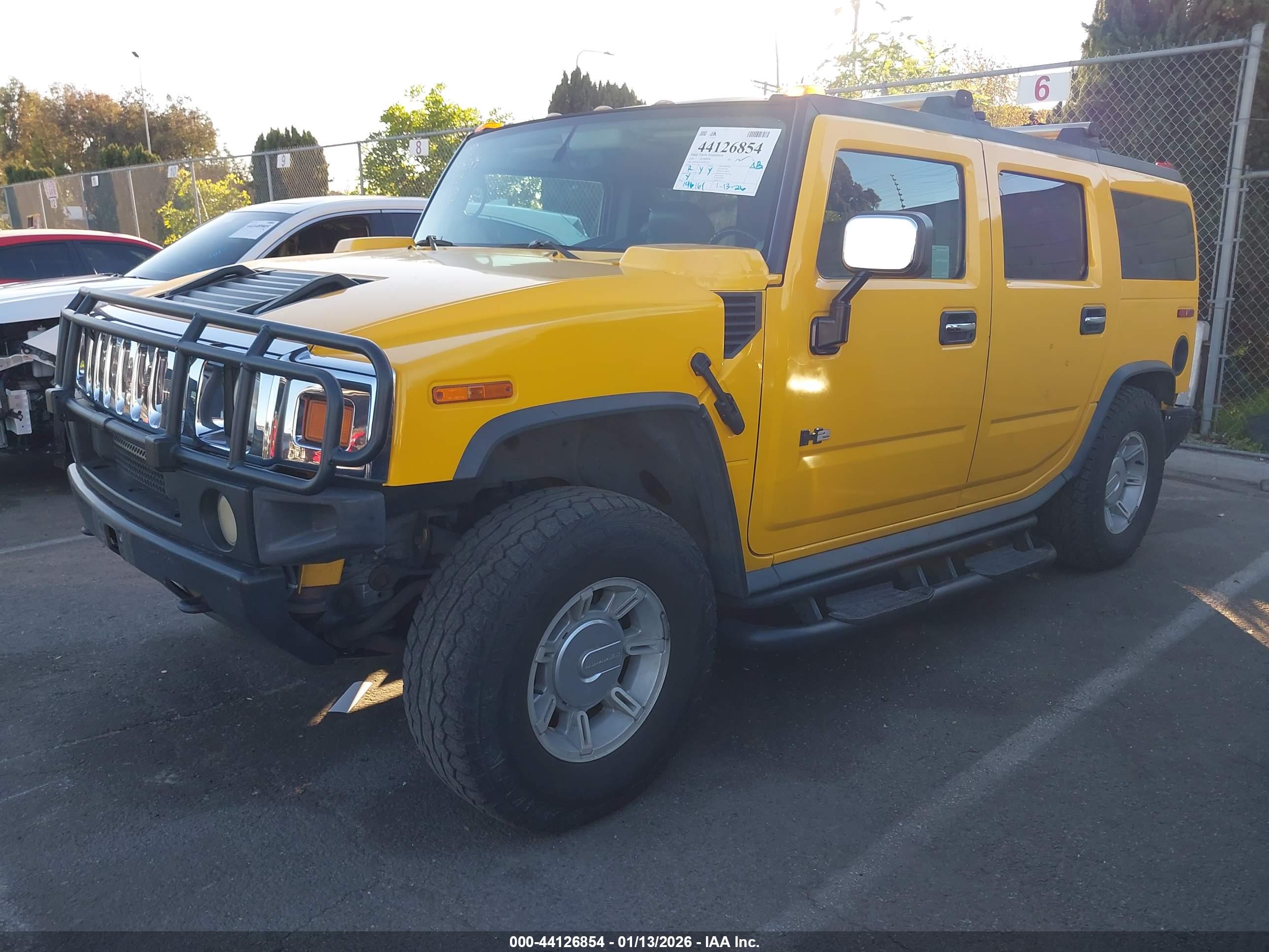 HUMMER H2 image 2