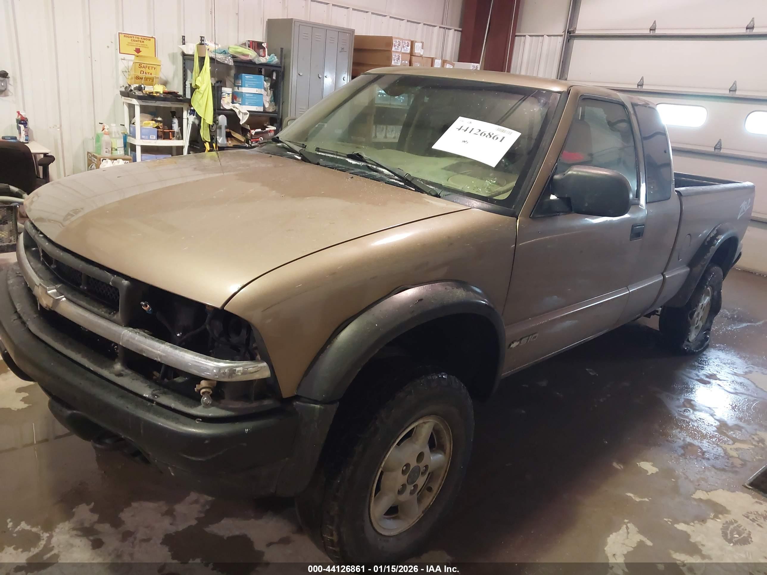 CHEVROLET S-10 image 2