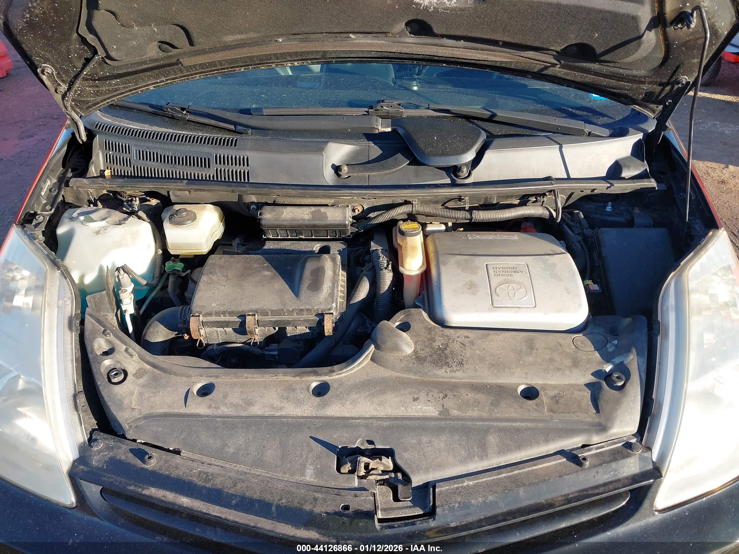 TOYOTA PRIUS image 10