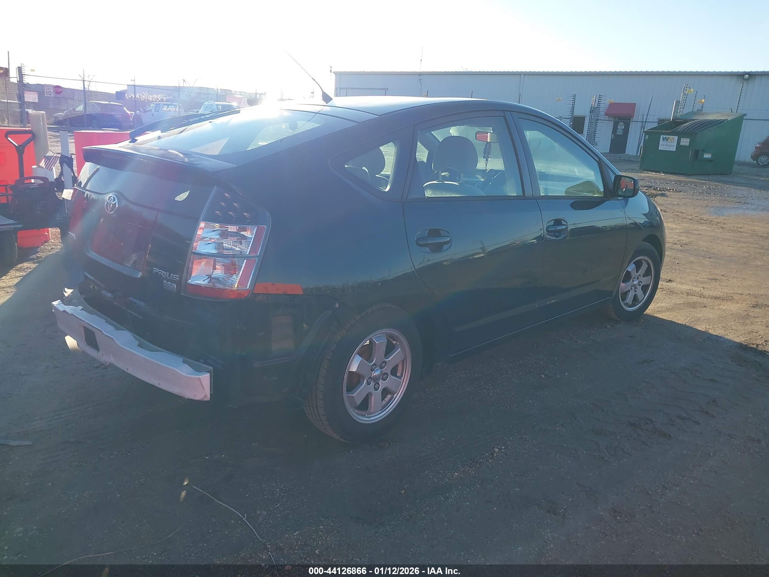 TOYOTA PRIUS image 4