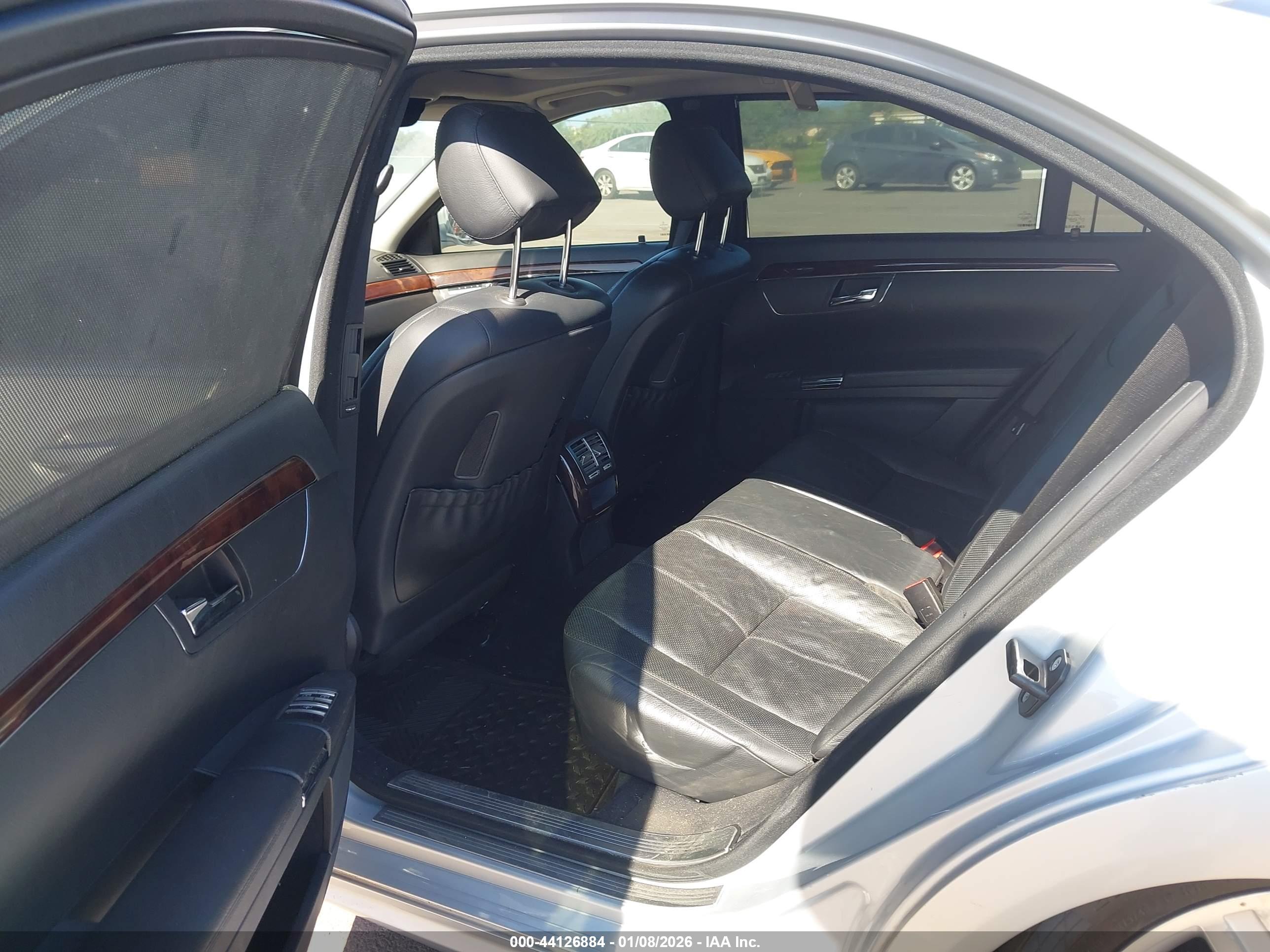 MERCEDES-BENZ S image 8
