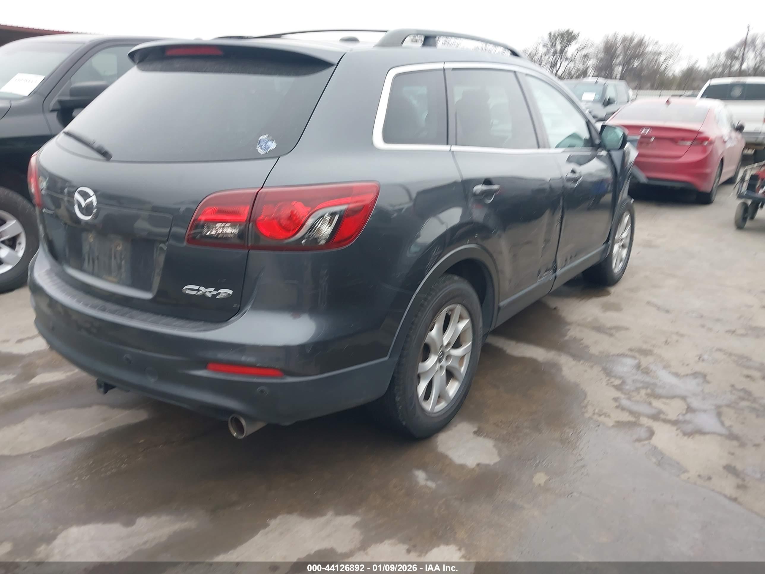 MAZDA CX-9 image 4