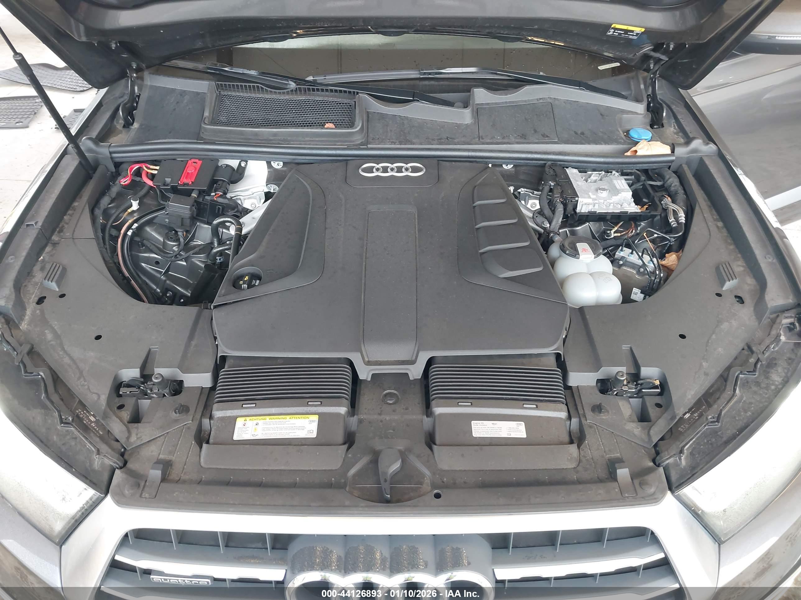 AUDI Q7 image 10