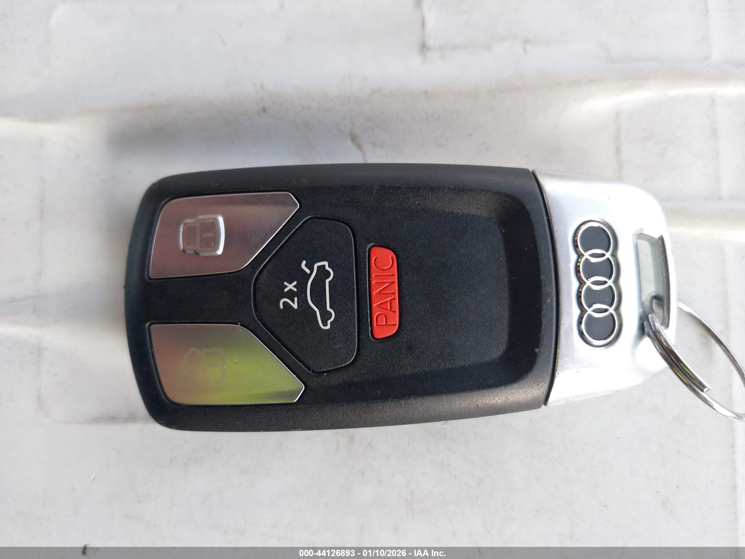 AUDI Q7 image 11
