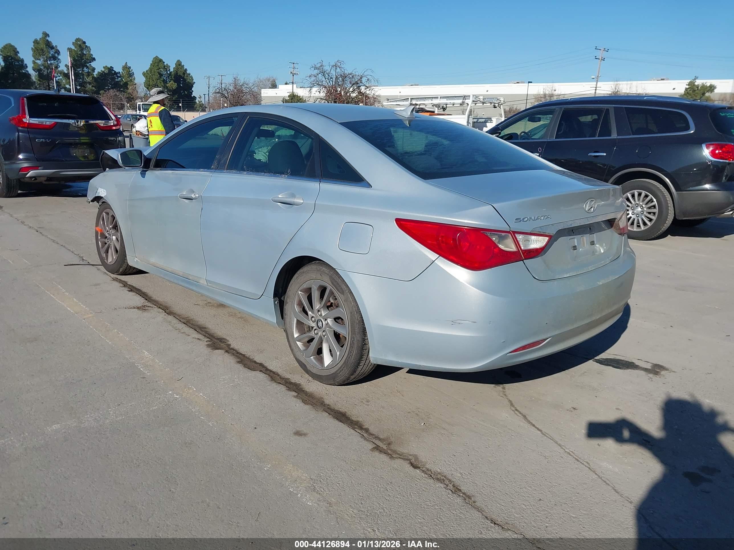 HYUNDAI SONATA image 3