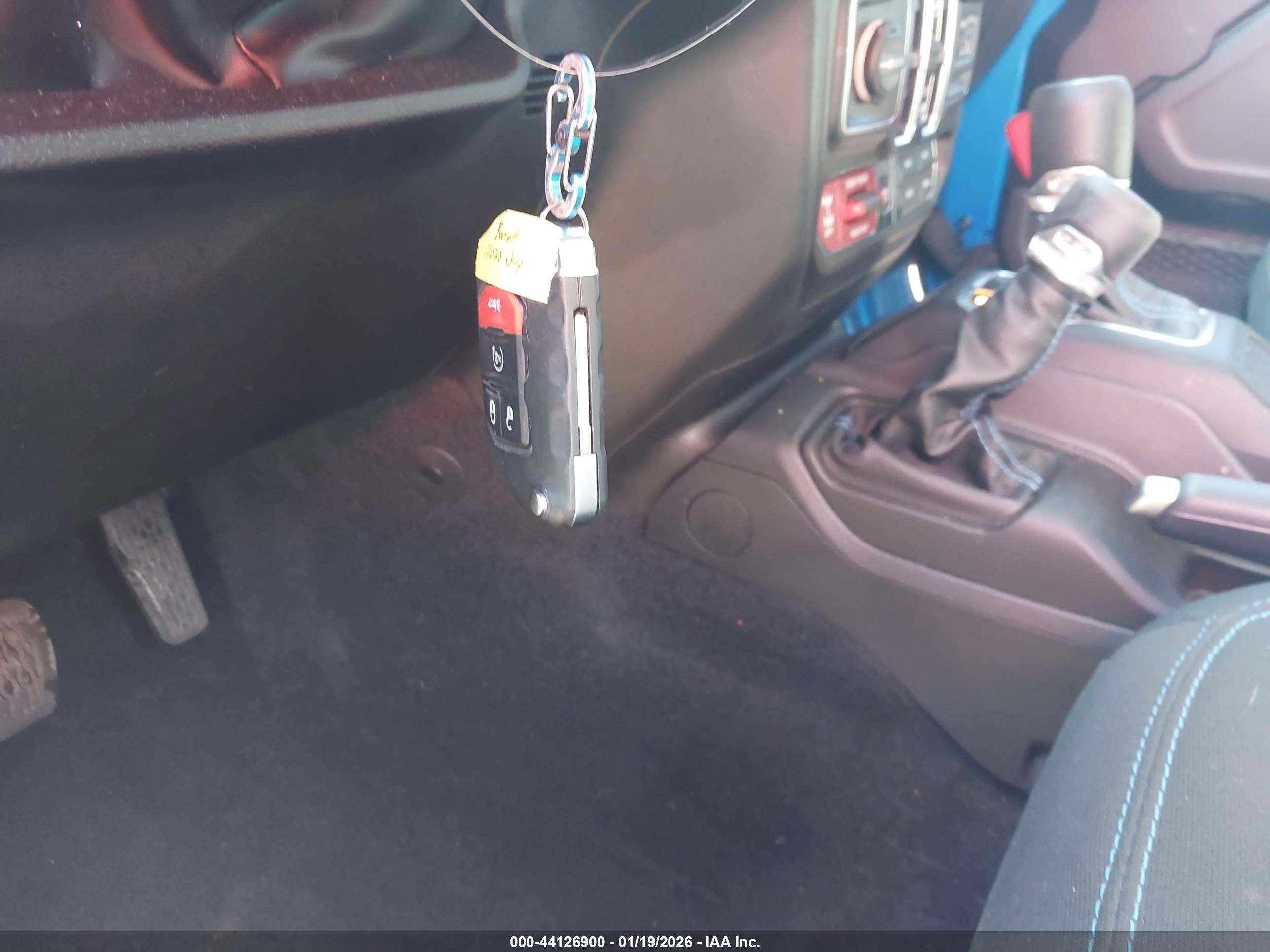 JEEP WRANGLER image 11