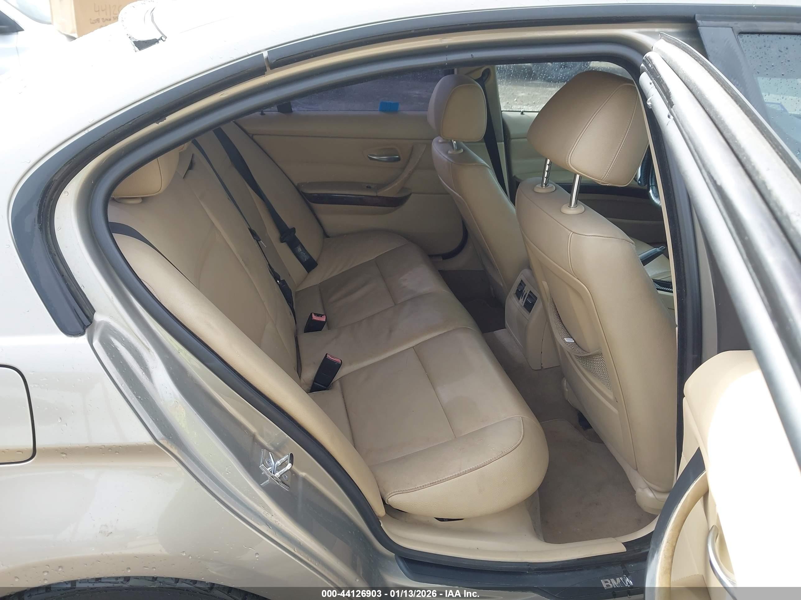 BMW 328I image 8
