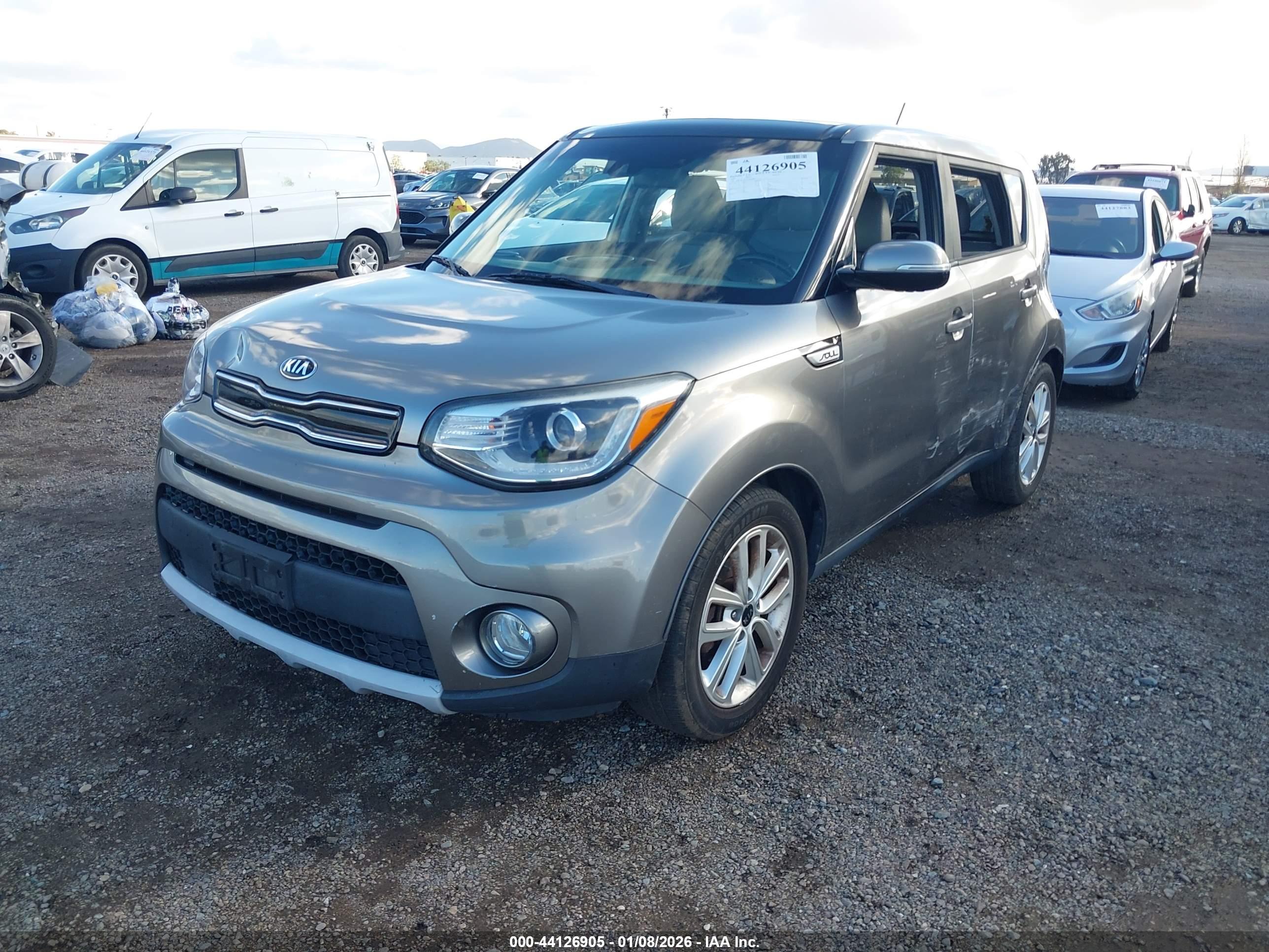 KIA SOUL image 2