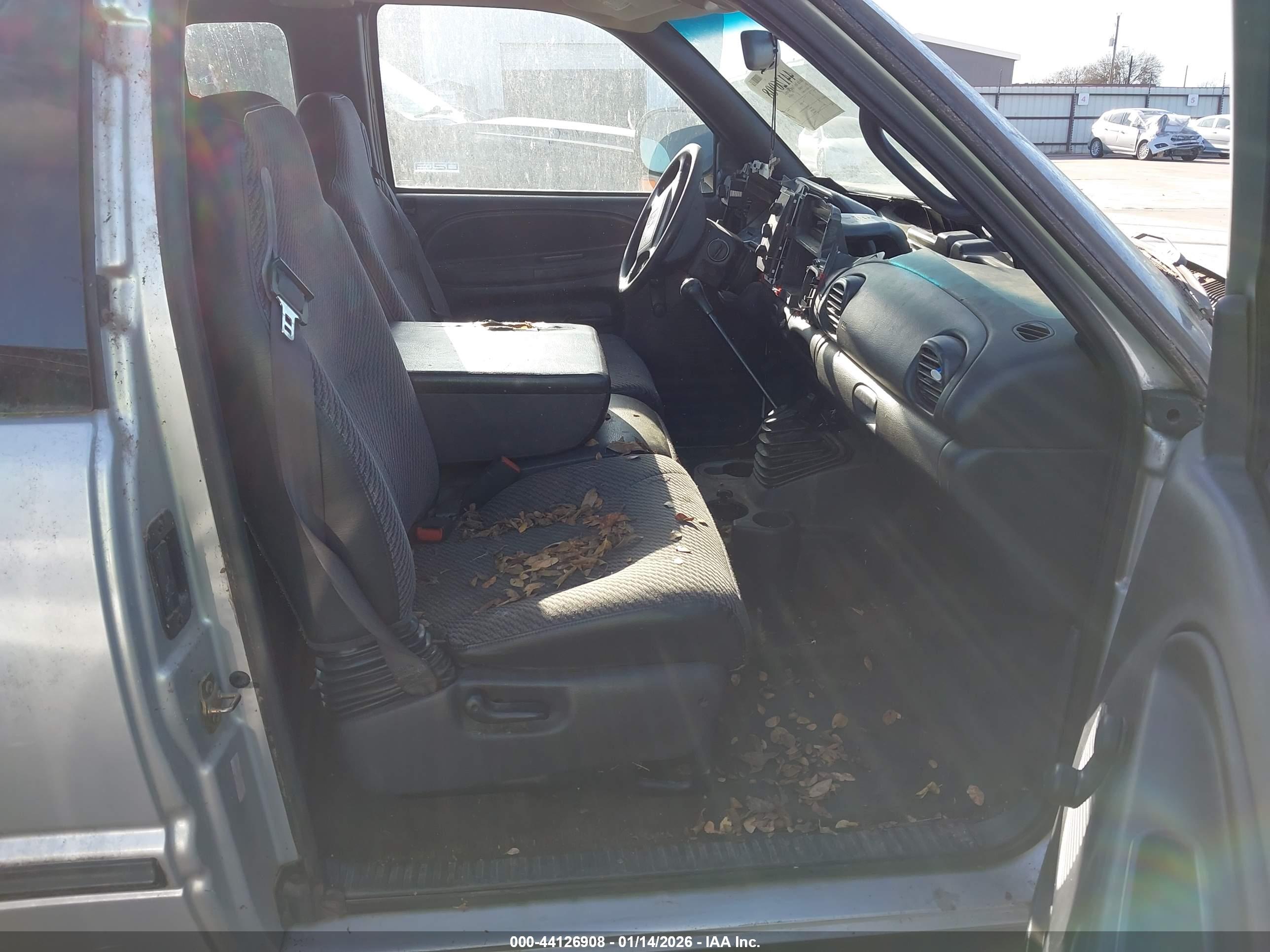 DODGE RAM image 5