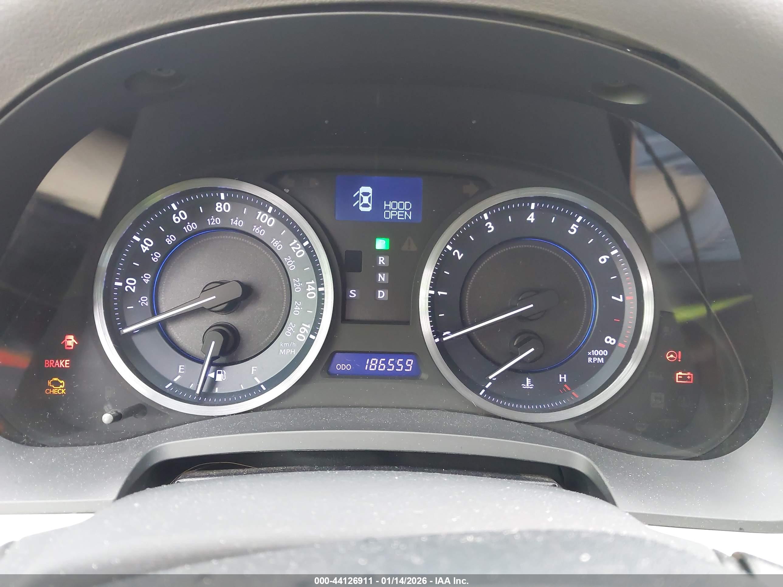 LEXUS IS image 7
