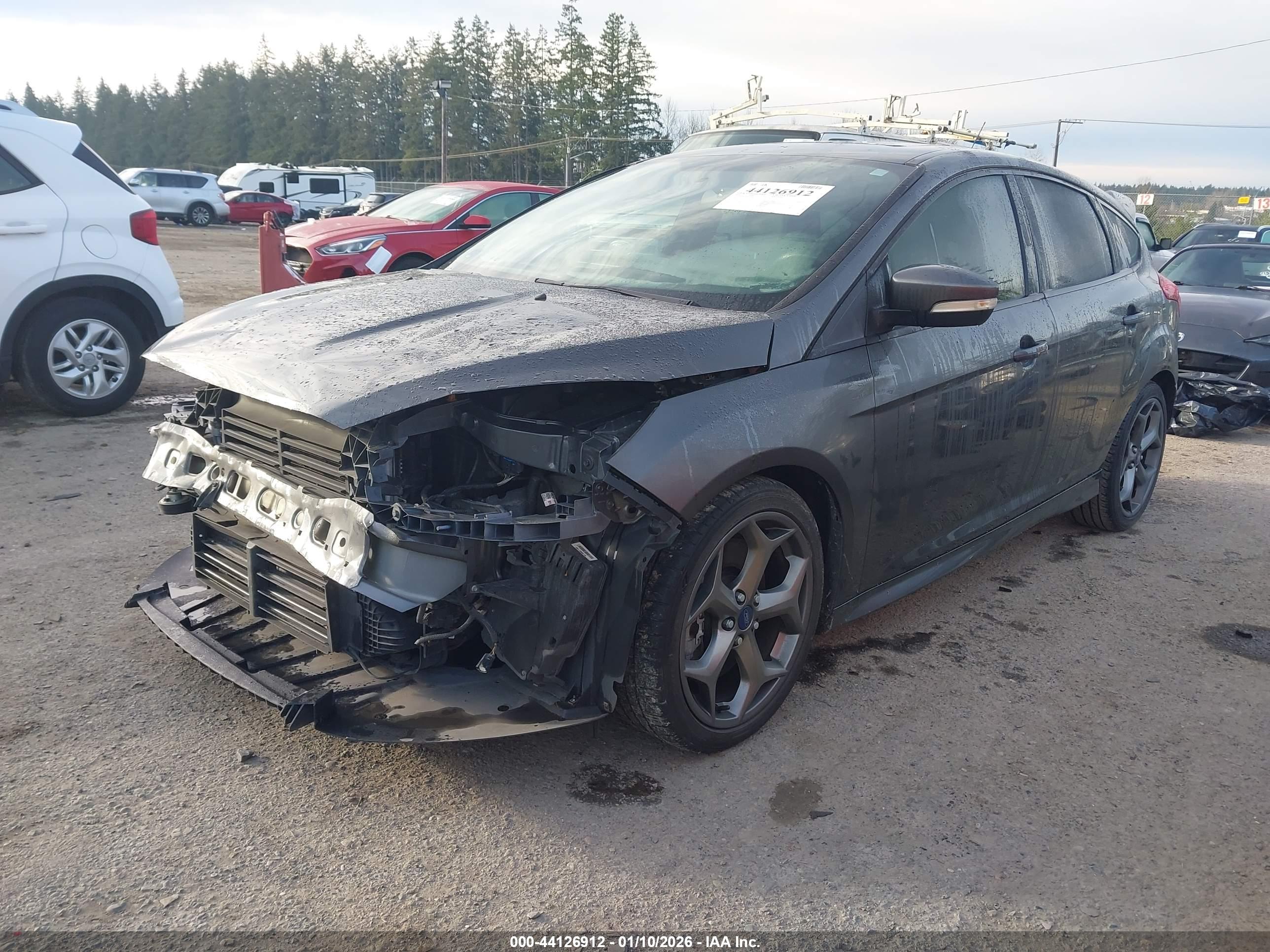FORD FOCUS image 2