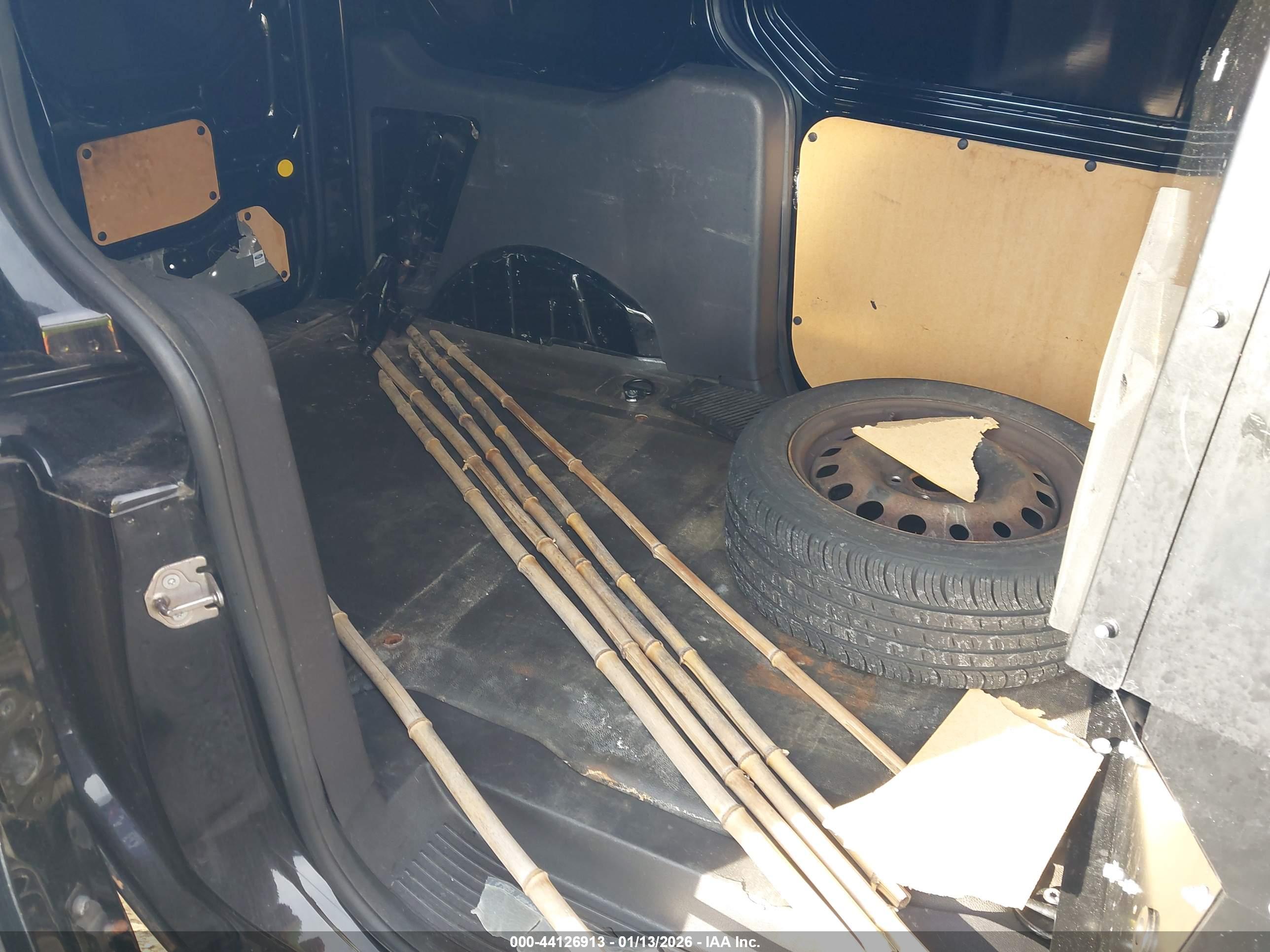 FORD TRANSIT image 8