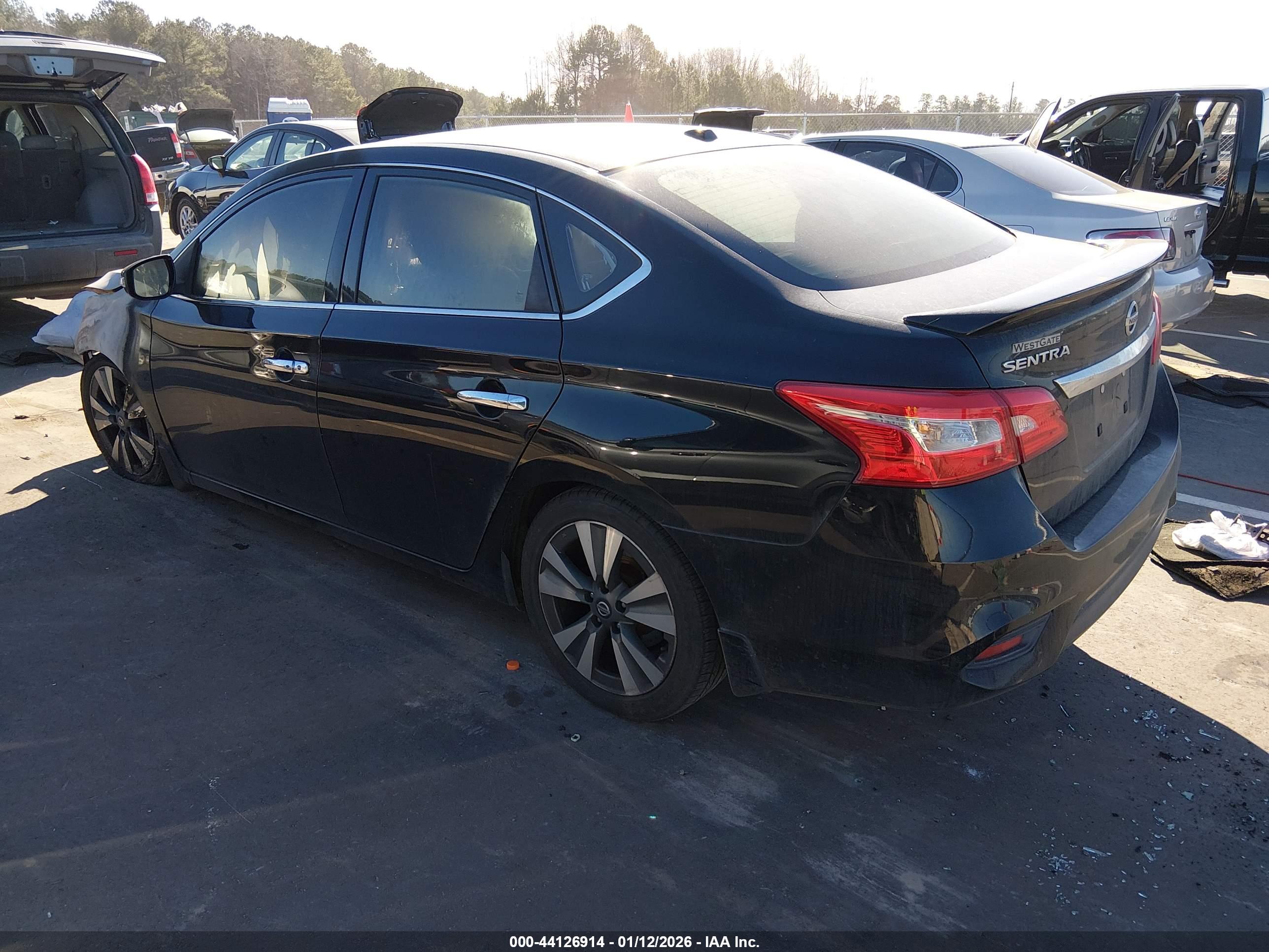 NISSAN SENTRA image 3