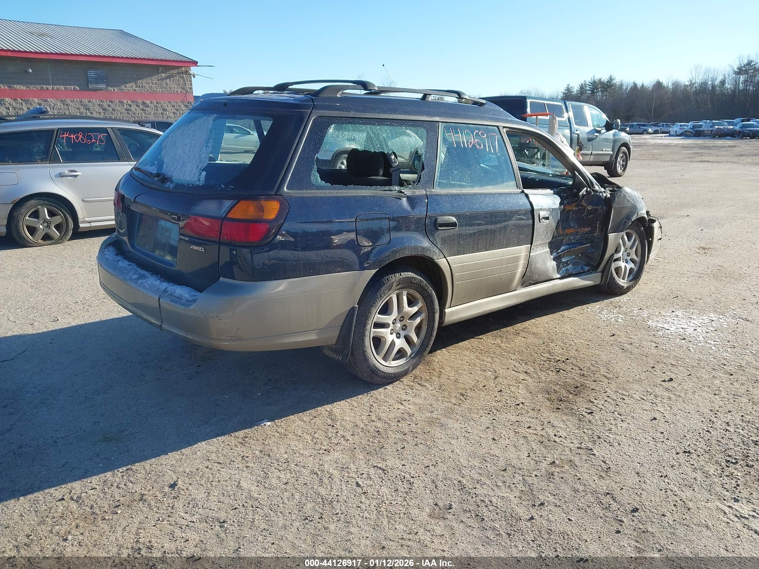 SUBARU OUTBACK image 4