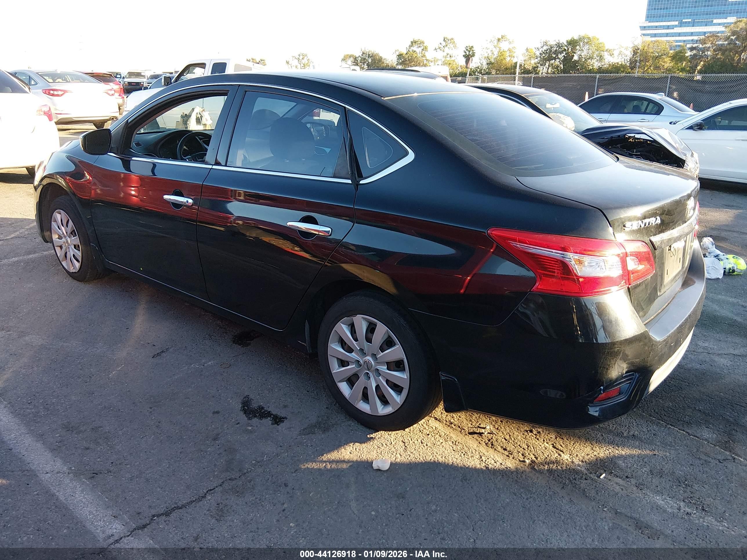 NISSAN SENTRA image 3