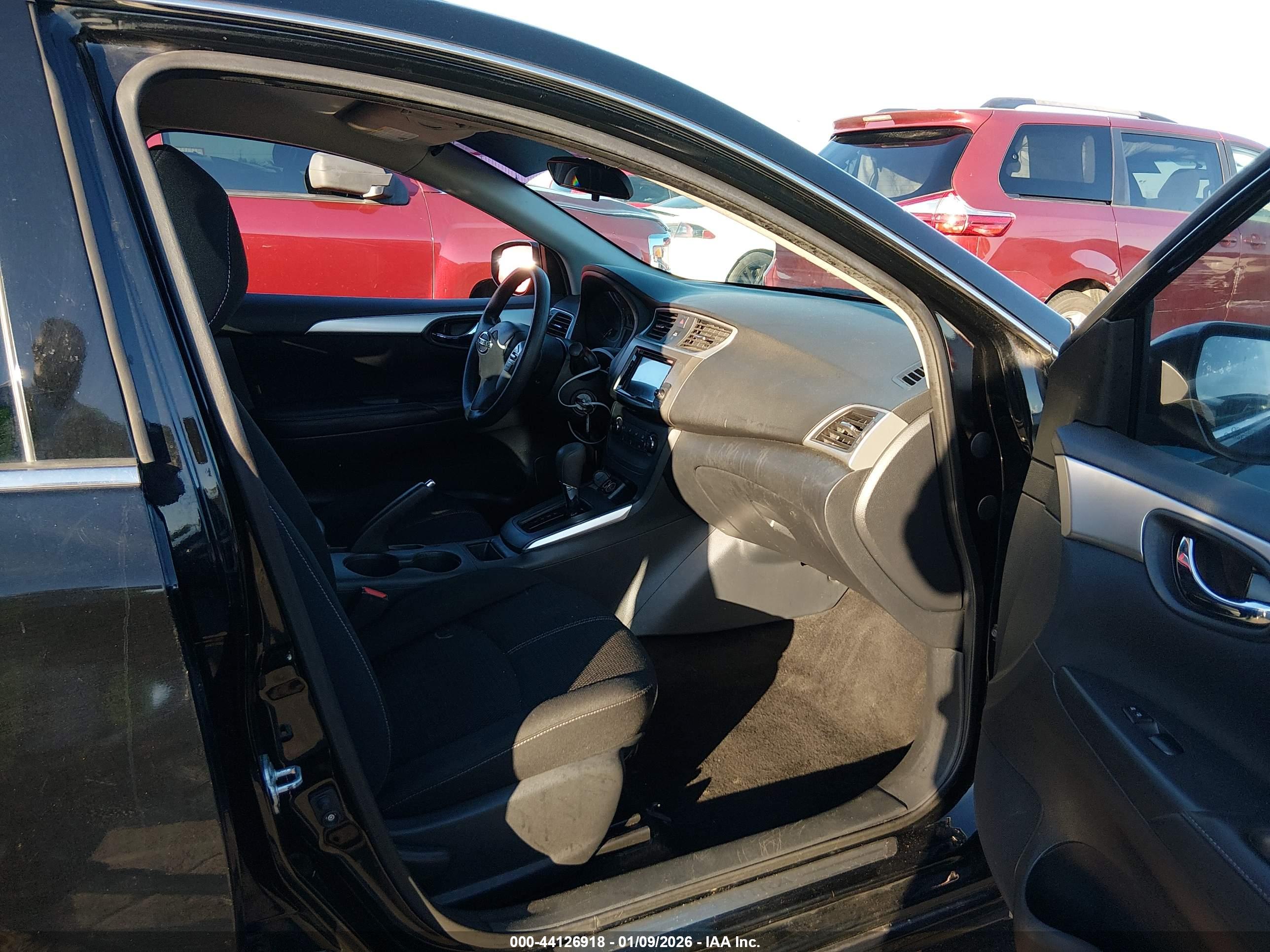 NISSAN SENTRA image 5
