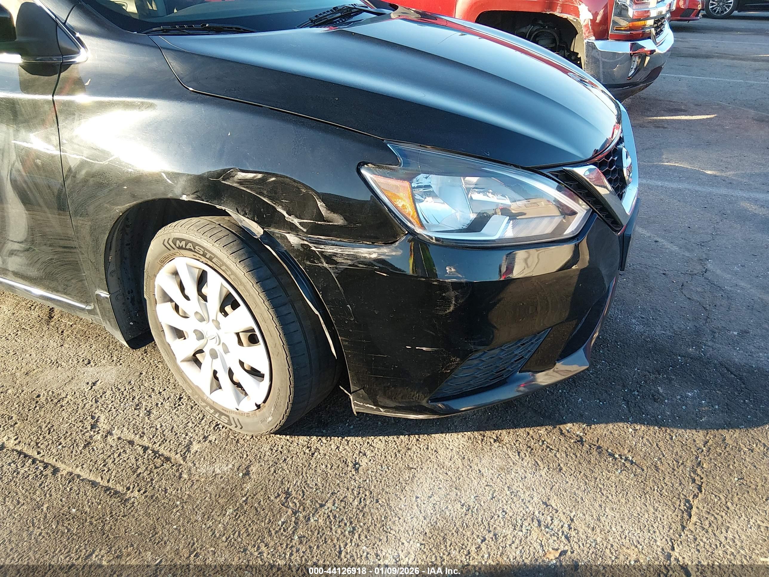NISSAN SENTRA image 6