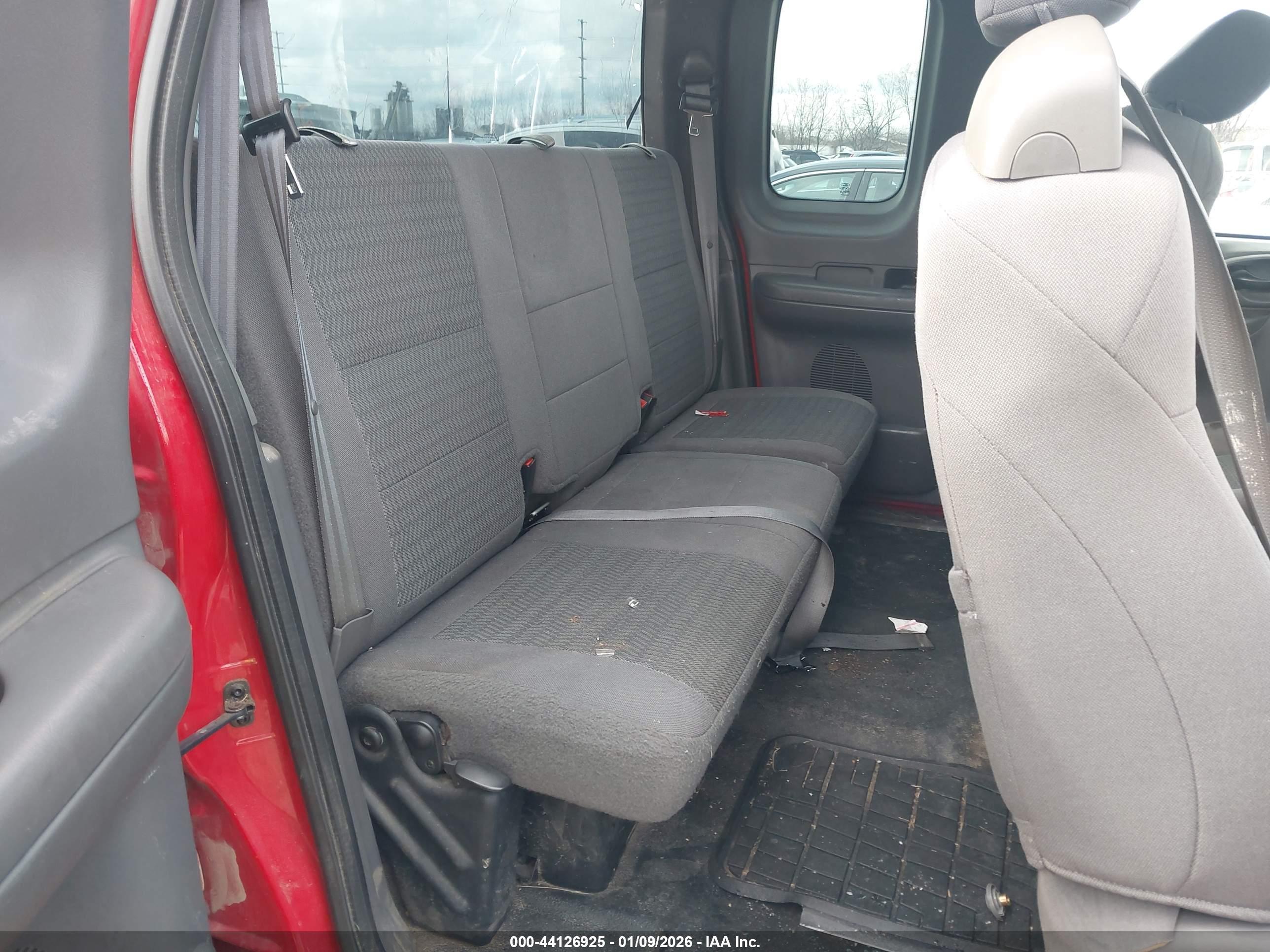 FORD F-150 image 8