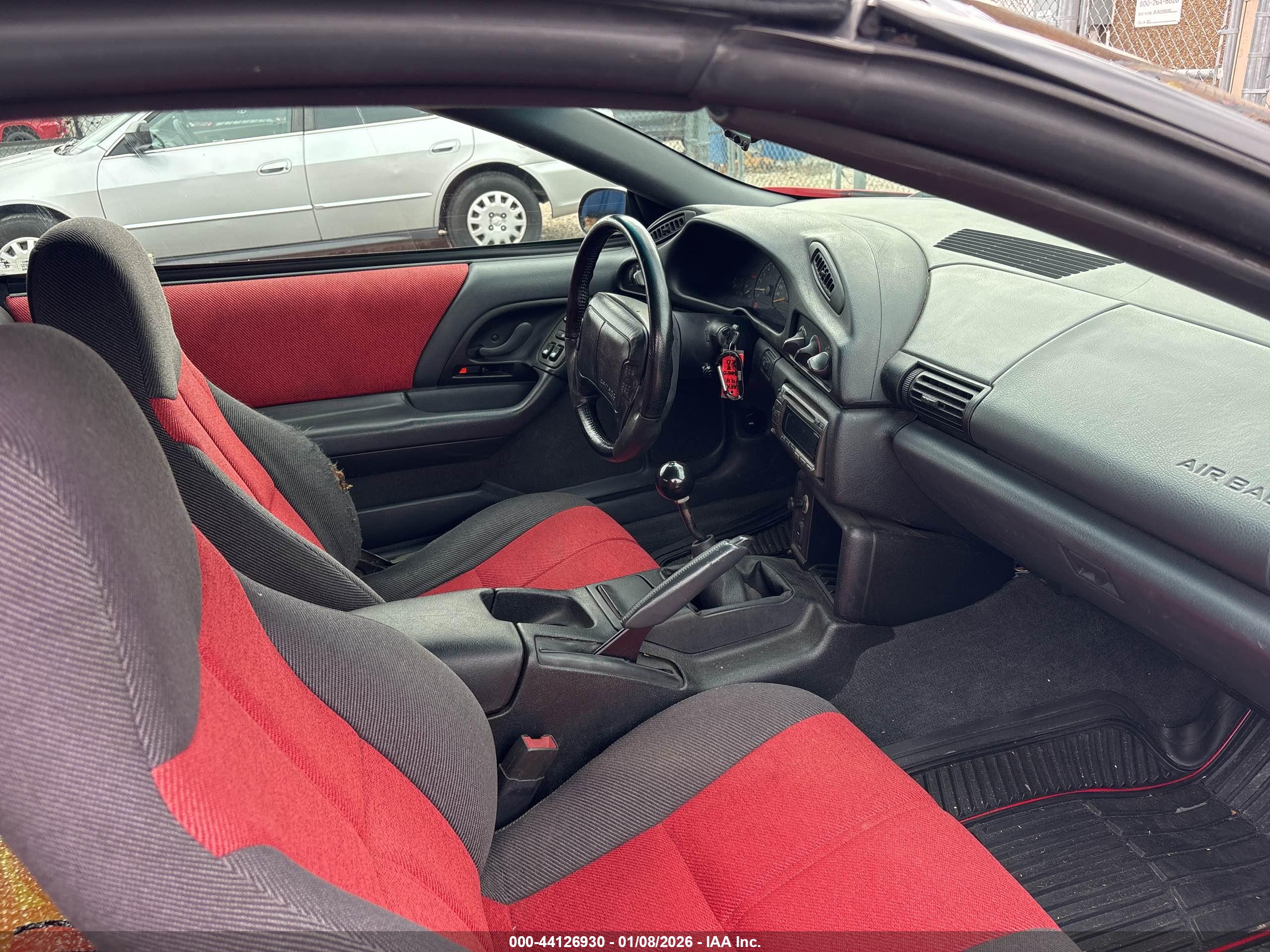 CHEVROLET CAMARO image 5