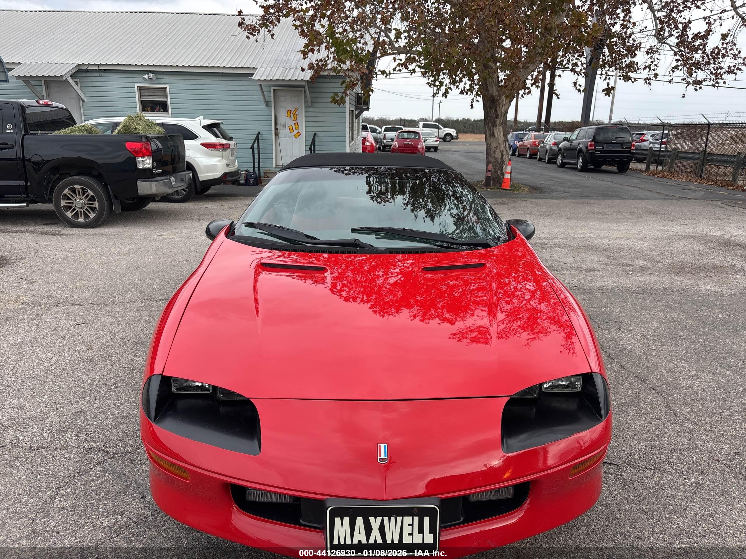 CHEVROLET CAMARO image 6