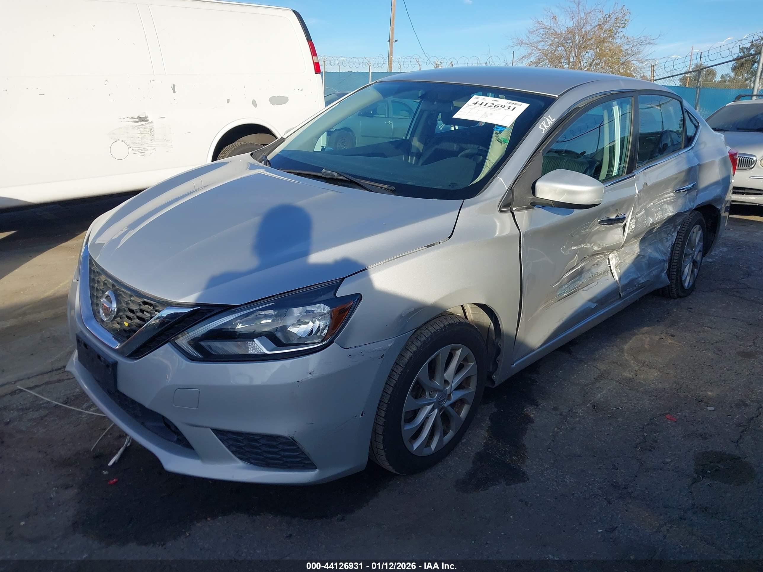 NISSAN SENTRA image 2