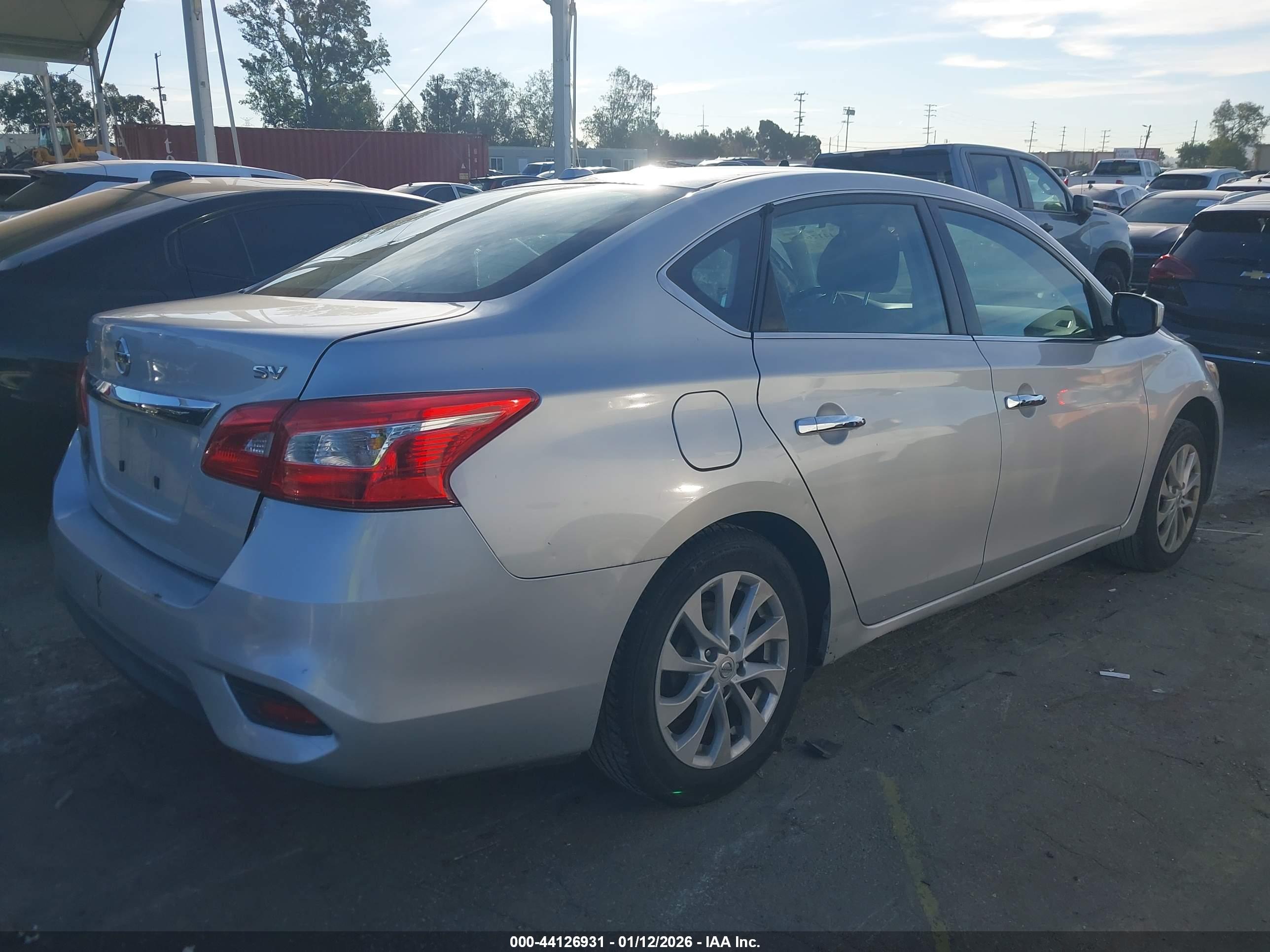 NISSAN SENTRA image 4