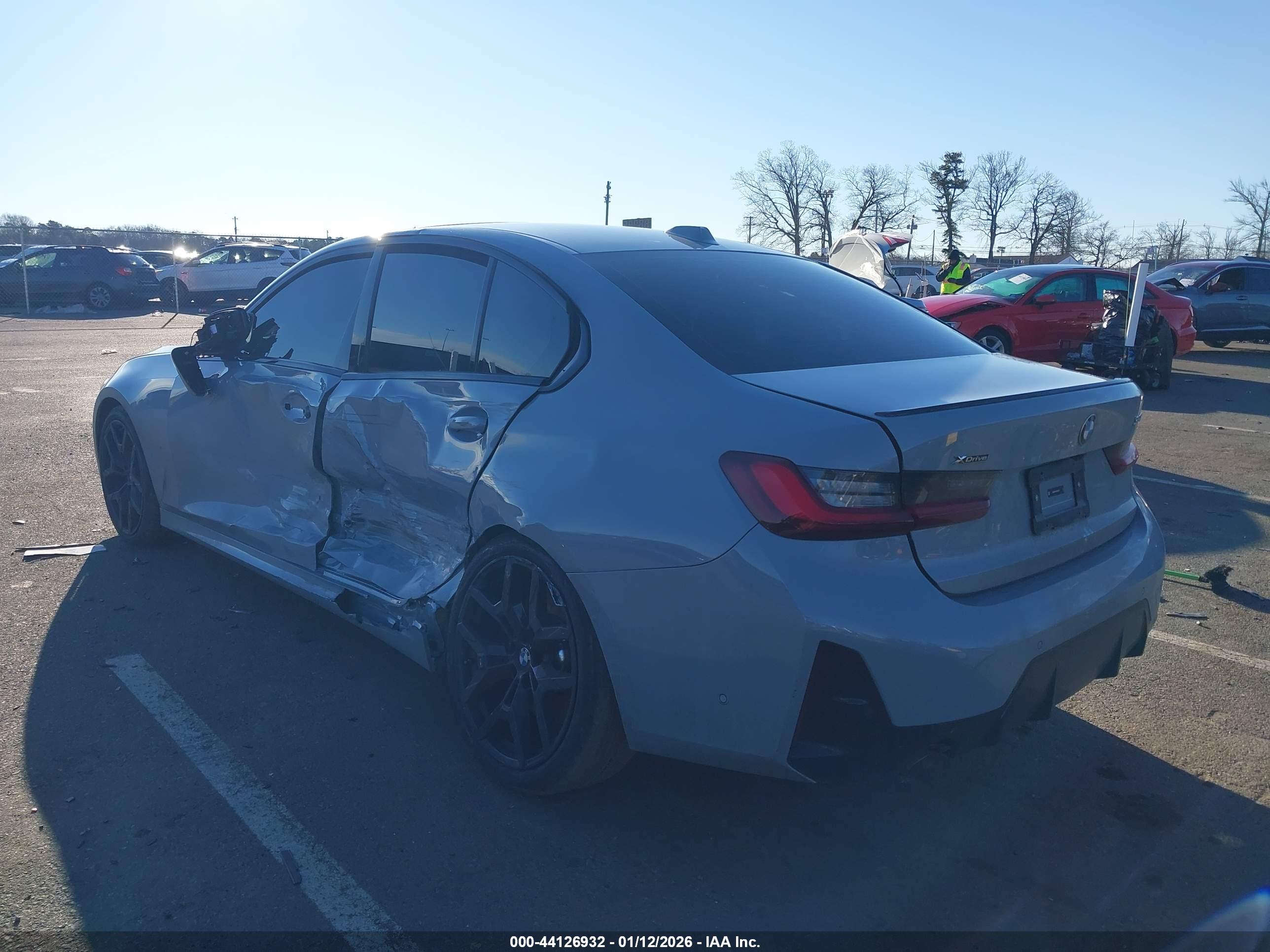BMW 3 image 3