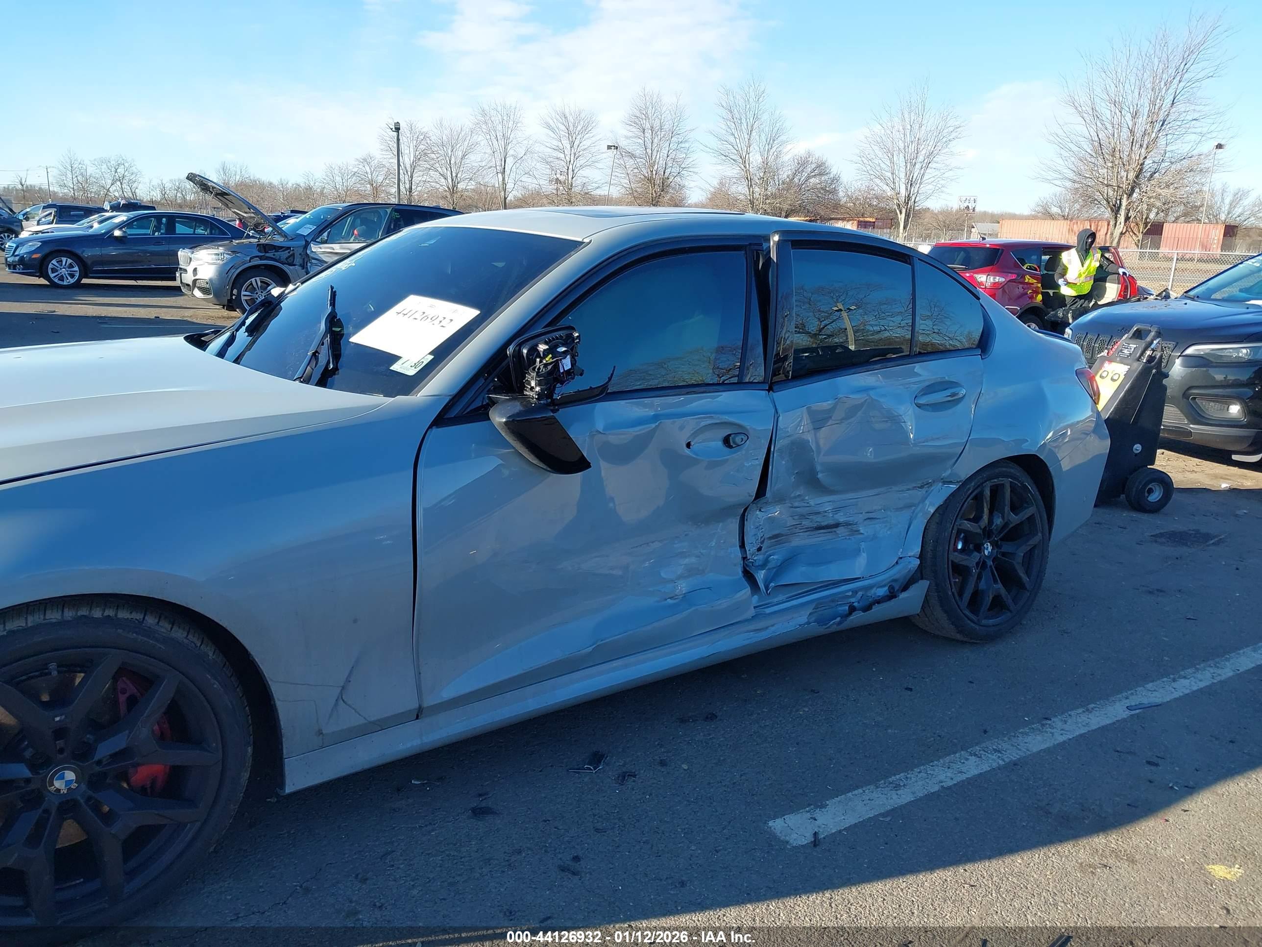 BMW 3 image 6