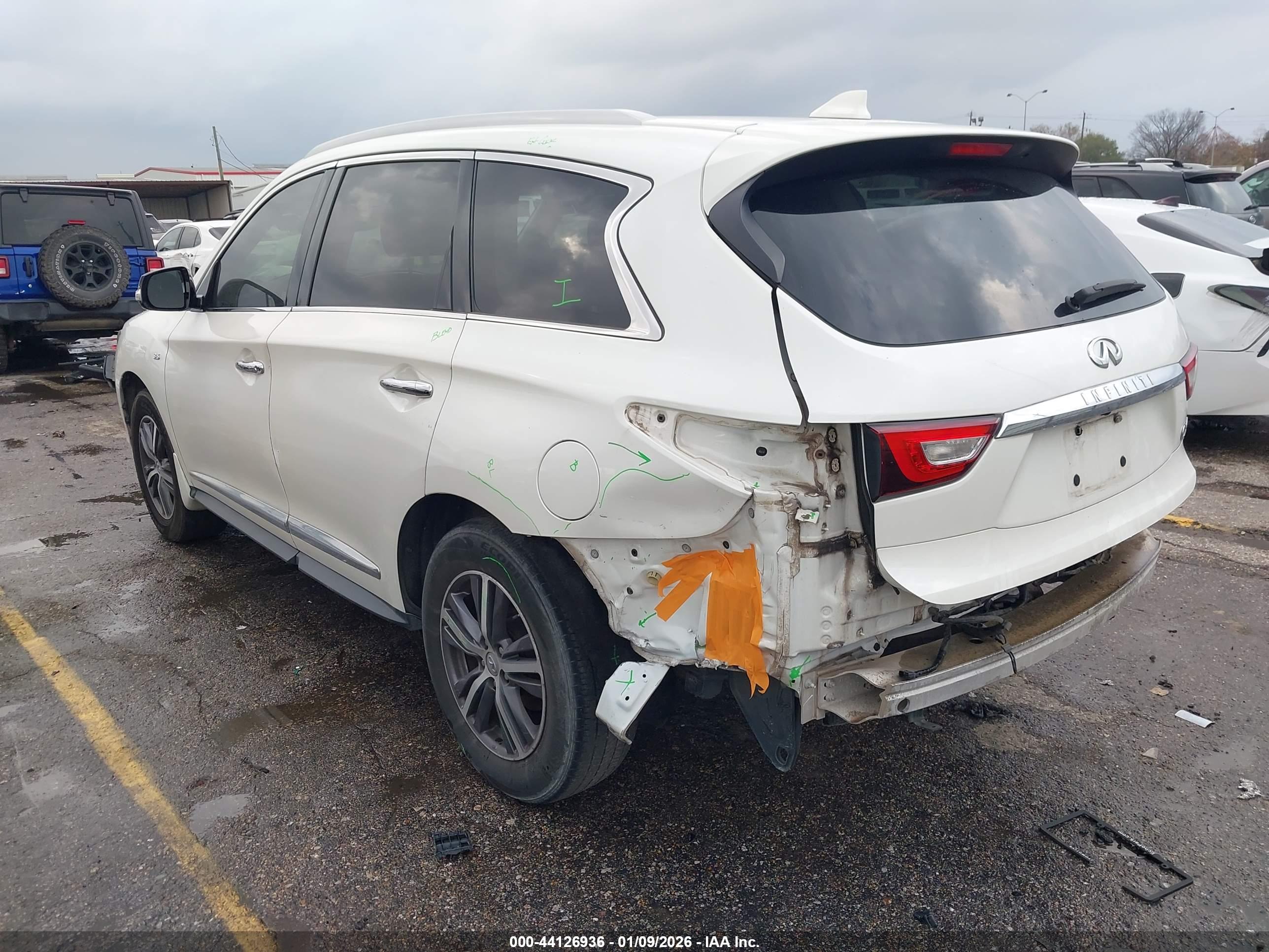 INFINITI QX60 image 3
