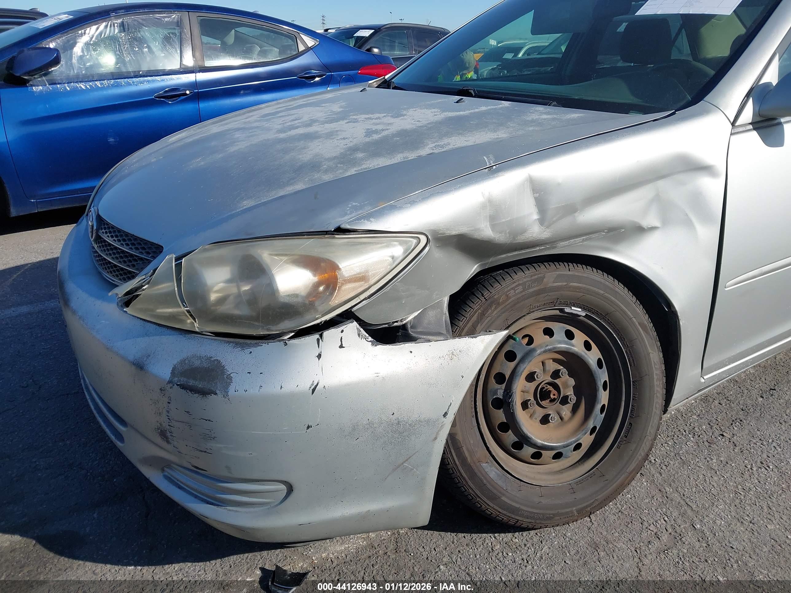 TOYOTA CAMRY image 6